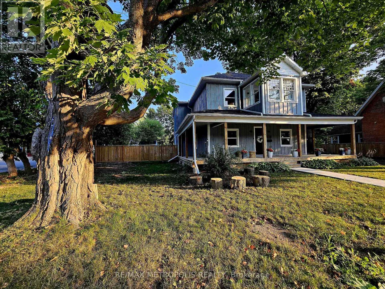 179 Church Street, Georgina, Ontario  L4P 1J4 - Photo 5 - N12659892