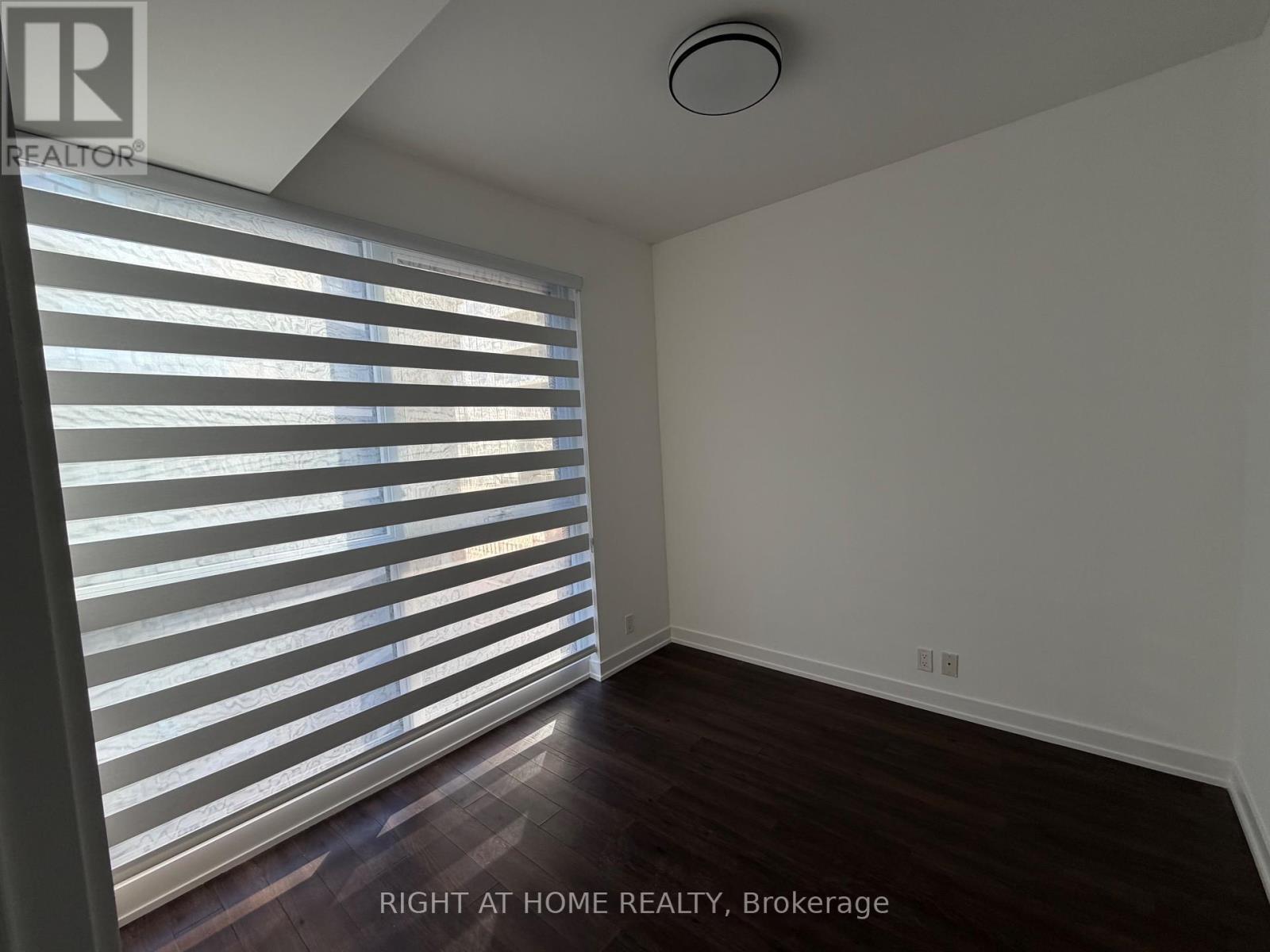 522 - 10 Park Lawn Road, Toronto, Ontario  M8V 0H9 - Photo 16 - W12641790