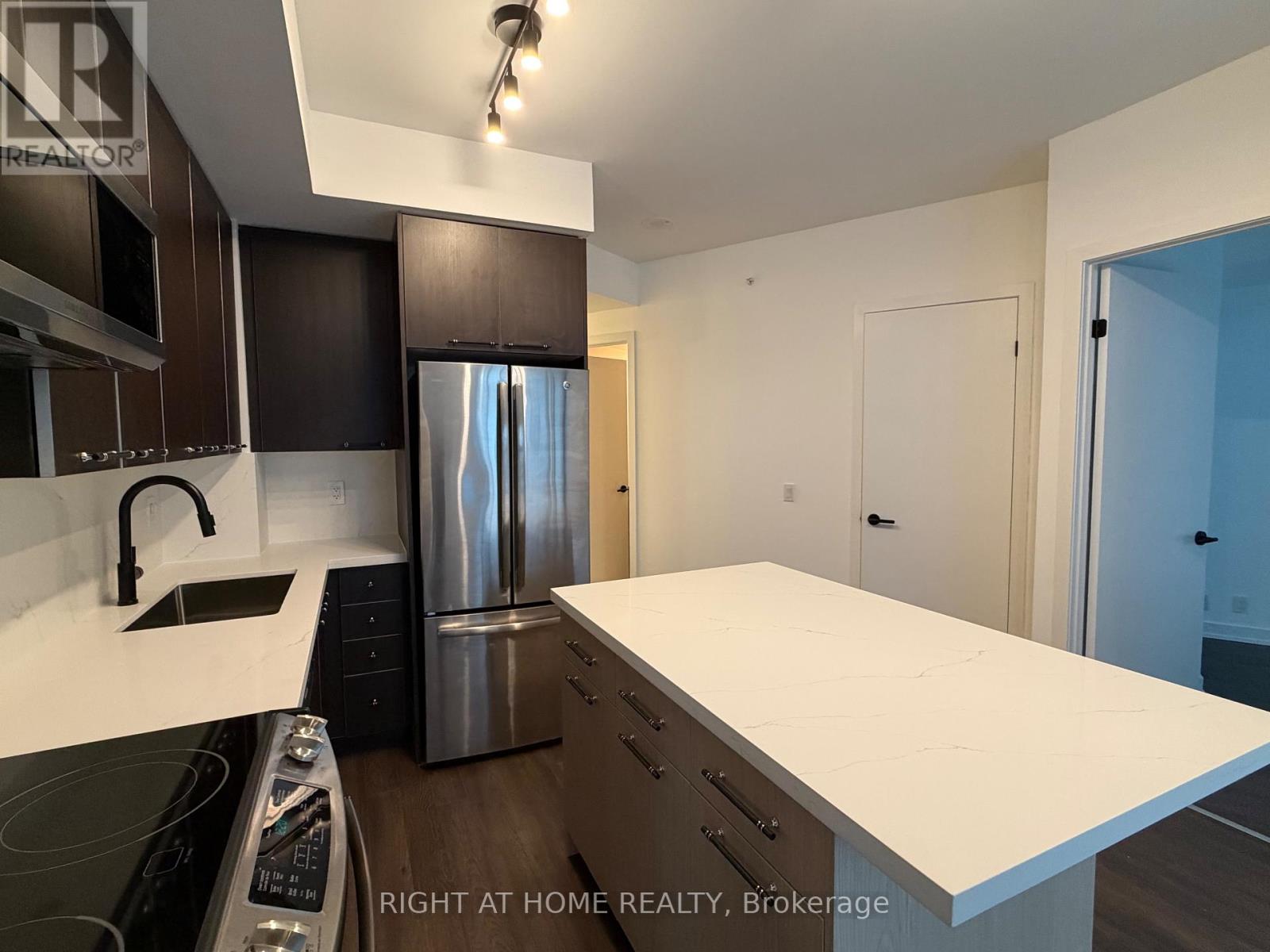 522 - 10 Park Lawn Road, Toronto, Ontario  M8V 0H9 - Photo 14 - W12641790