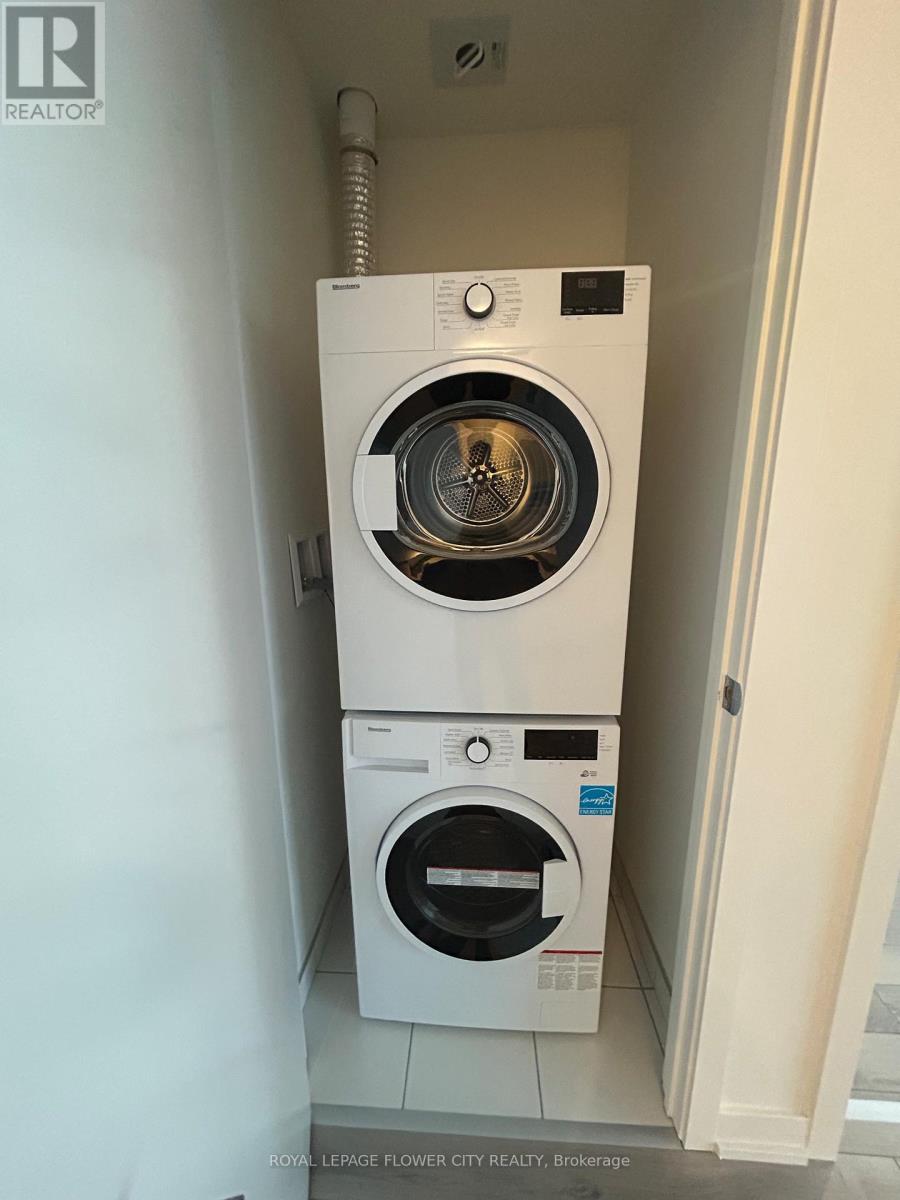 705 - 3071 Trafalgar Road S, Oakville, Ontario  L6H 8C6 - Photo 4 - W12659890