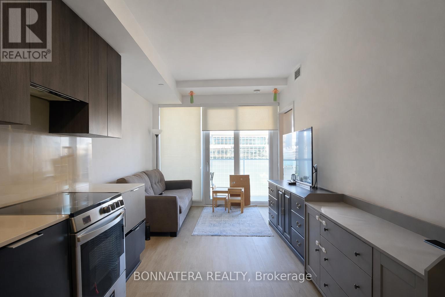 913 - 3900 Confederation Parkway, Mississauga, Ontario  L5B 0M3 - Photo 6 - W12659898