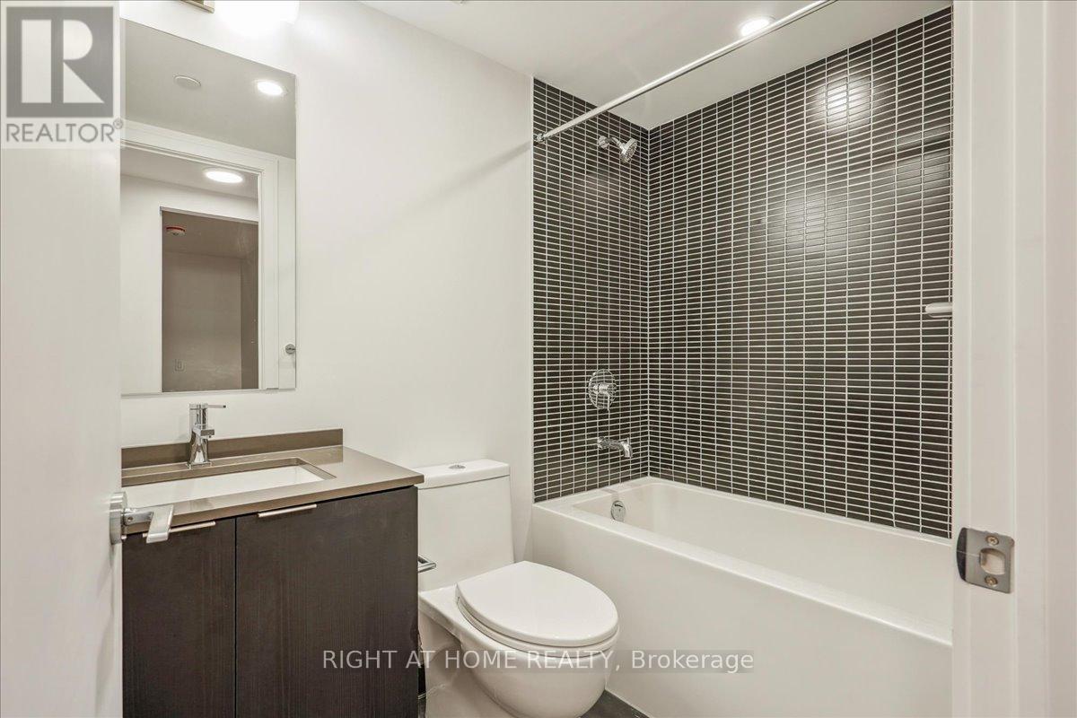 320 - 1 Jarvis Street, Hamilton, Ontario  L8R 3J2 - Photo 10 - X12659904