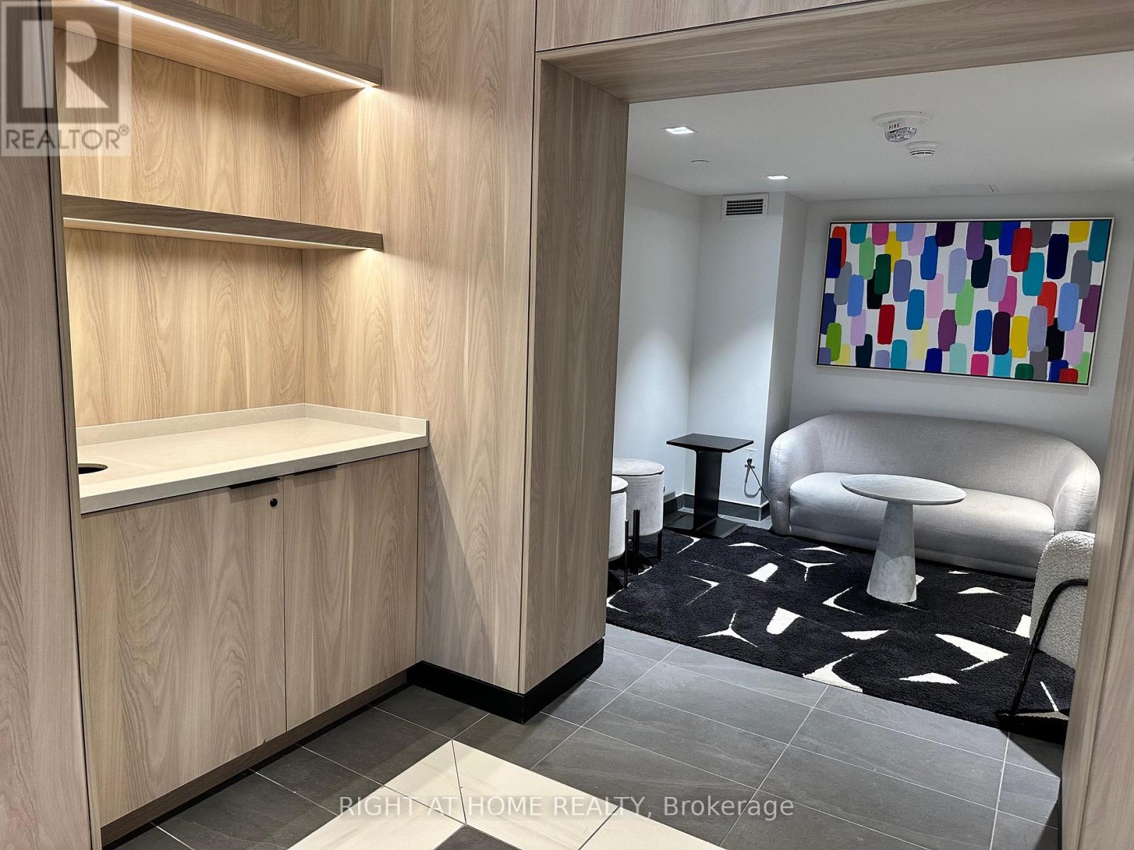 320 - 1 Jarvis Street, Hamilton, Ontario  L8R 3J2 - Photo 37 - X12659904