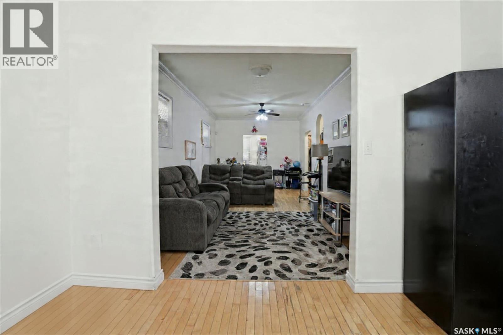 1562 Argyle Street, Regina, Saskatchewan  S4T 3S3 - Photo 2 - SK025726