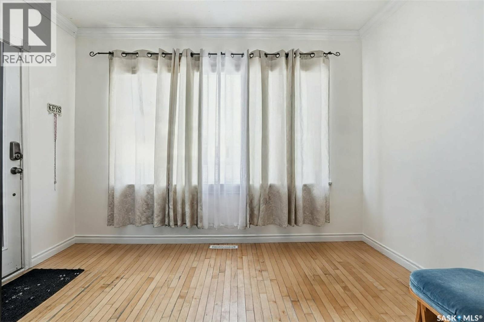 1562 Argyle Street, Regina, Saskatchewan  S4T 3S3 - Photo 3 - SK025726