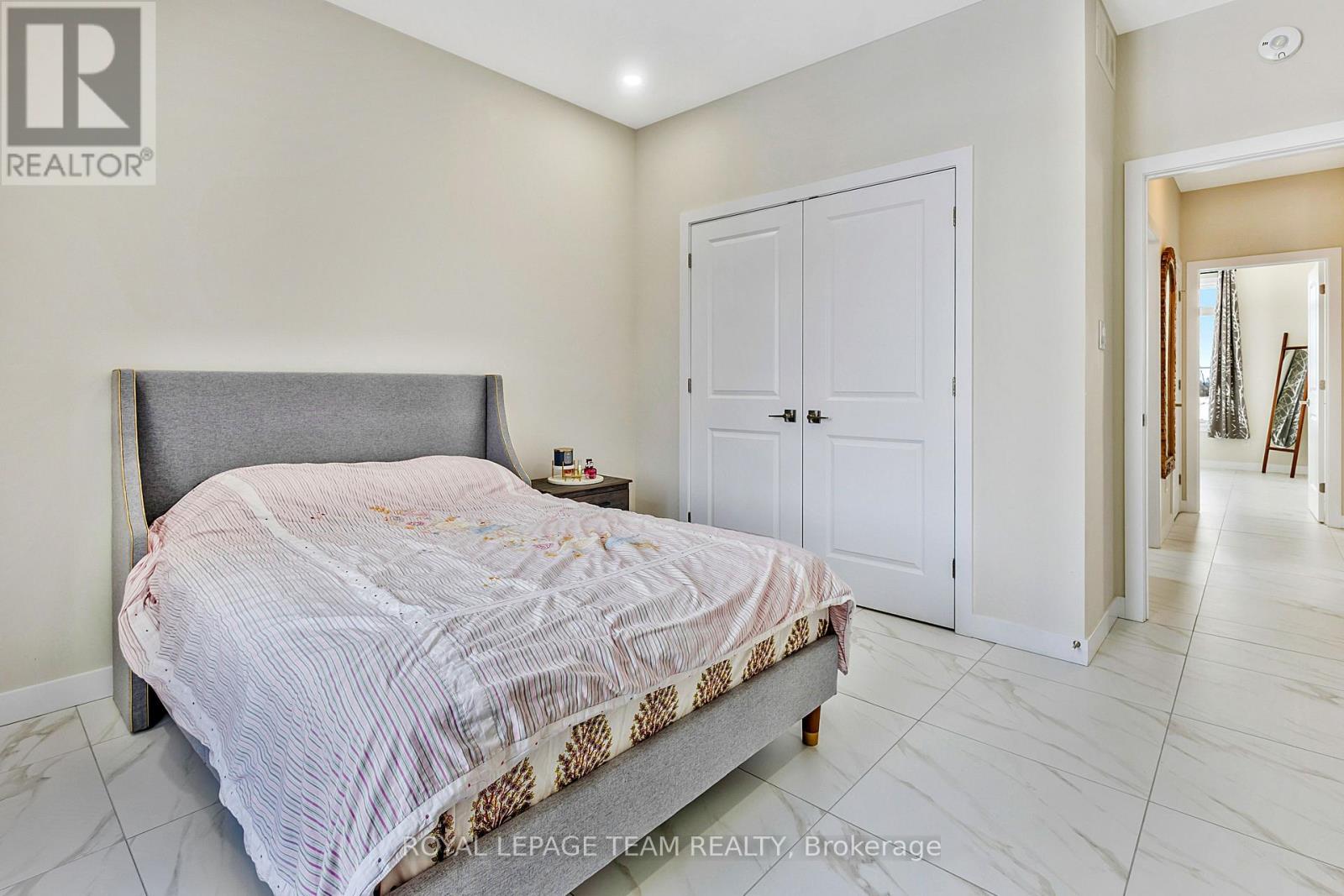 224 Trudeau Crescent, Russell, Ontario  K4R 1E5 - Photo 36 - X12659914