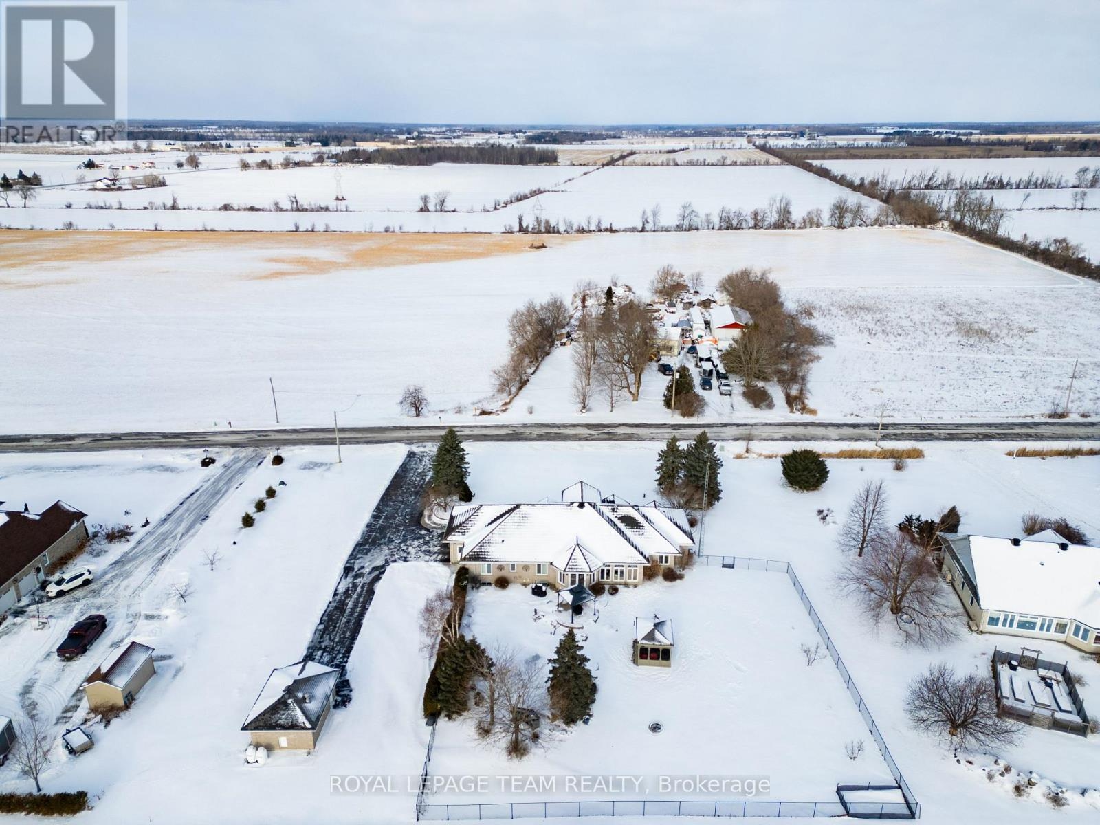 224 Trudeau Crescent, Russell, Ontario  K4R 1E5 - Photo 49 - X12659914