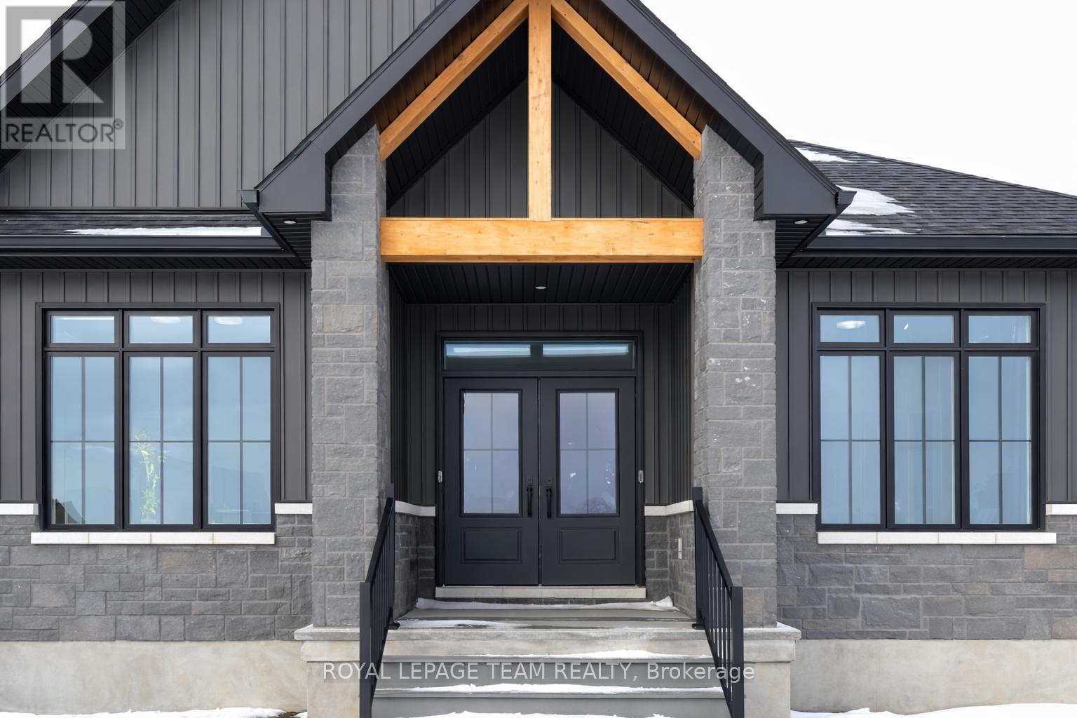 224 Trudeau Crescent, Russell, Ontario  K4R 1E5 - Photo 7 - X12659914