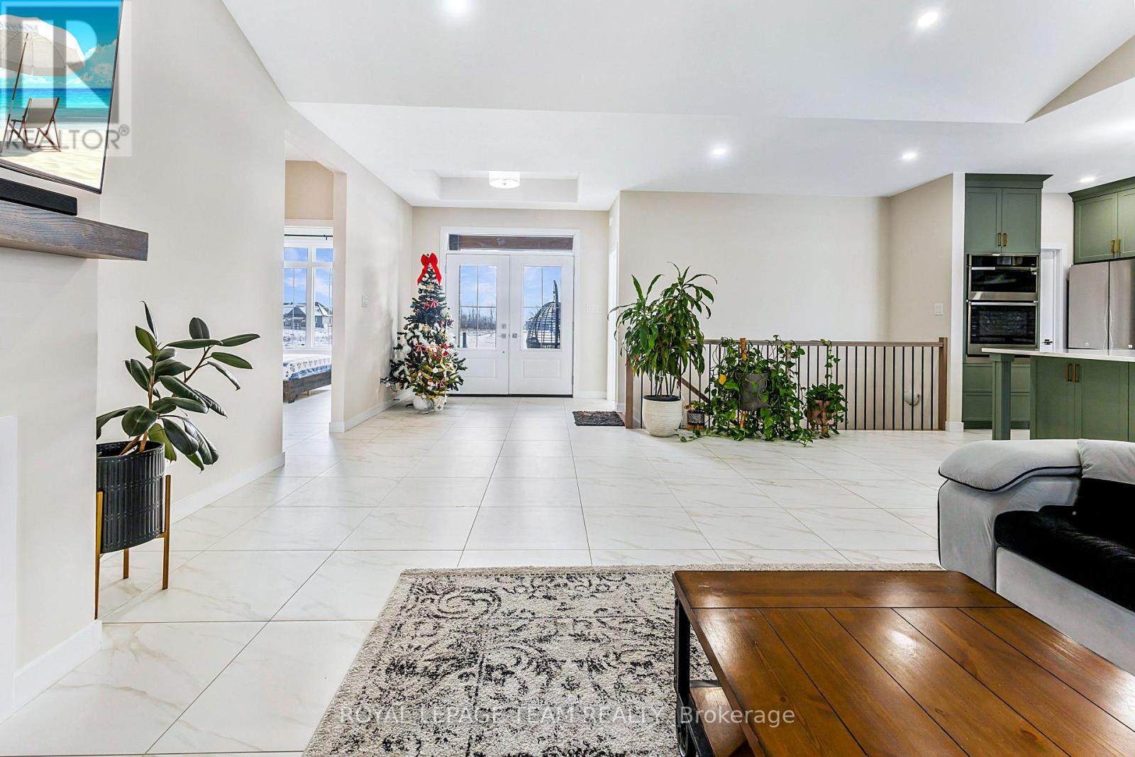 224 Trudeau Crescent, Russell, Ontario  K4R 1E5 - Photo 8 - X12659914