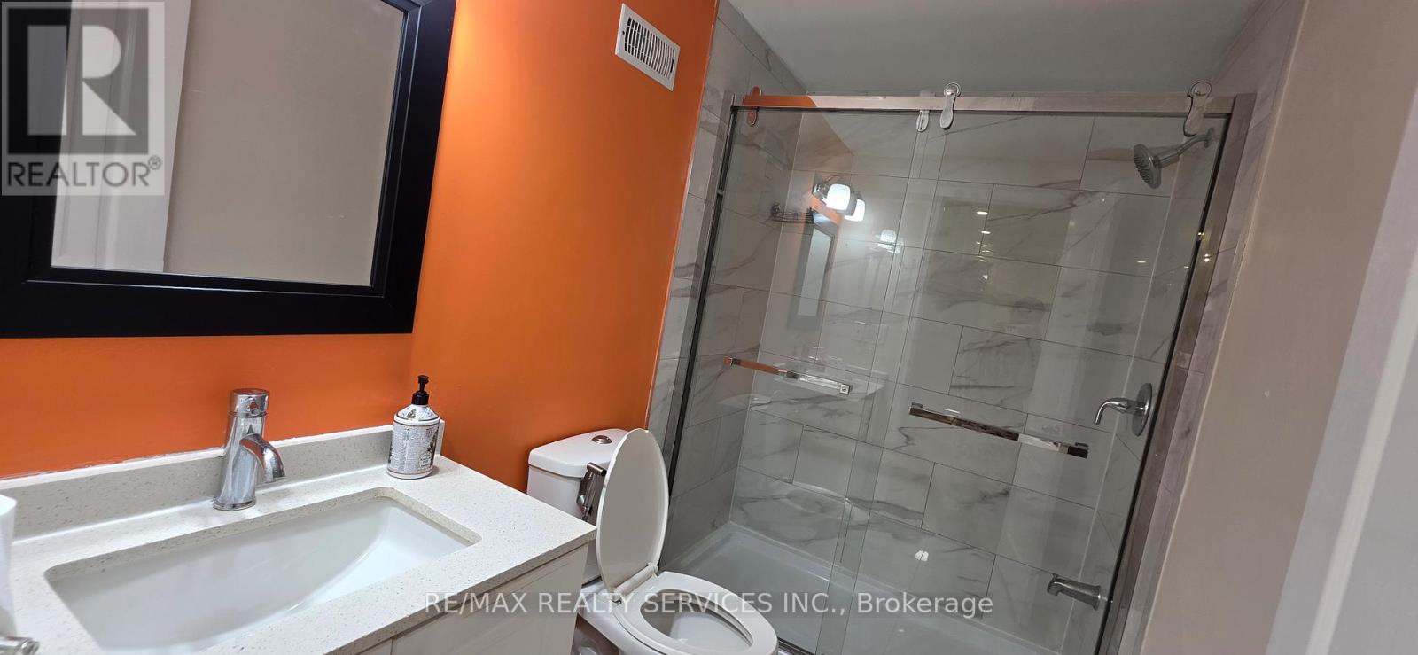 Bsmt - 34 Interlacken Drive, Brampton, Ontario  L6X 0W5 - Photo 7 - W12659786