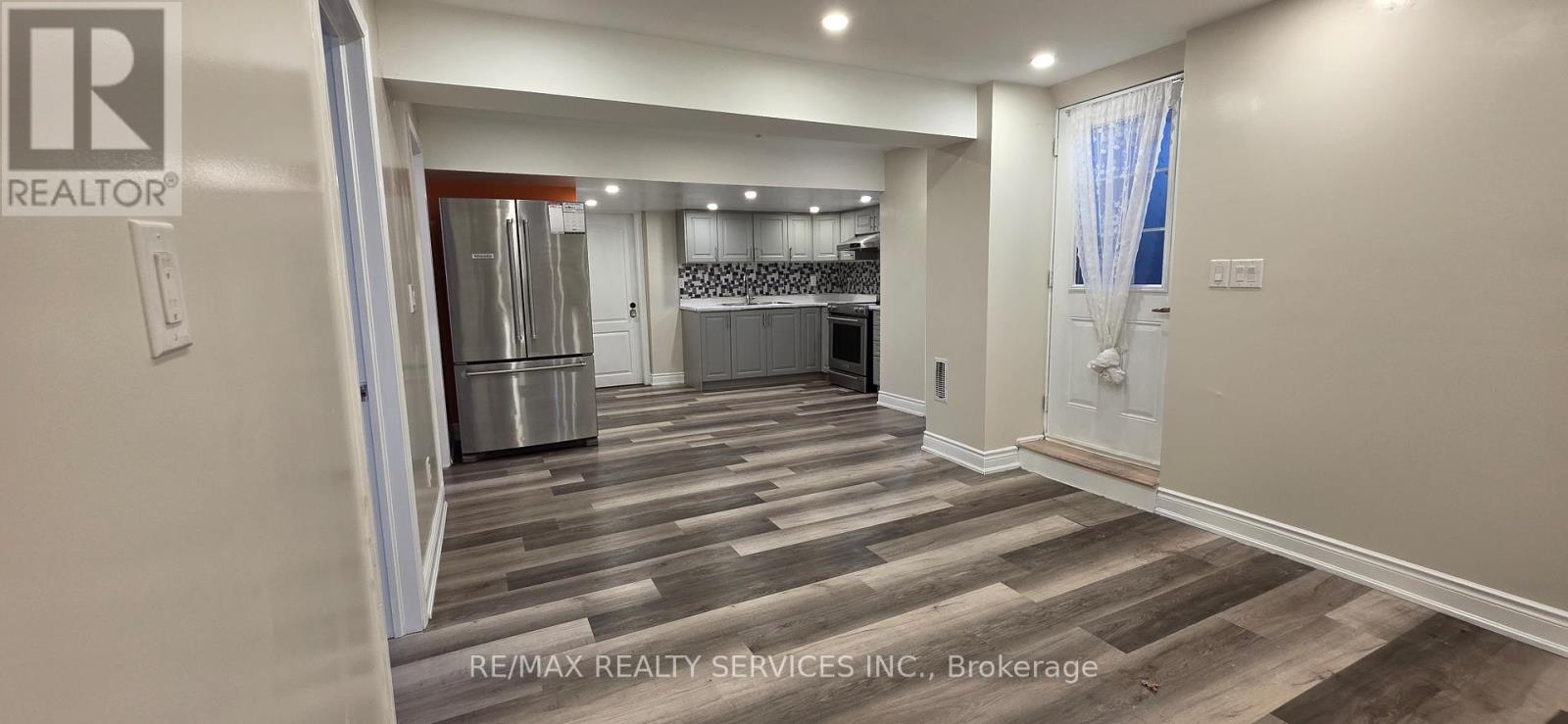 Bsmt - 34 Interlacken Drive, Brampton, Ontario  L6X 0W5 - Photo 8 - W12659786