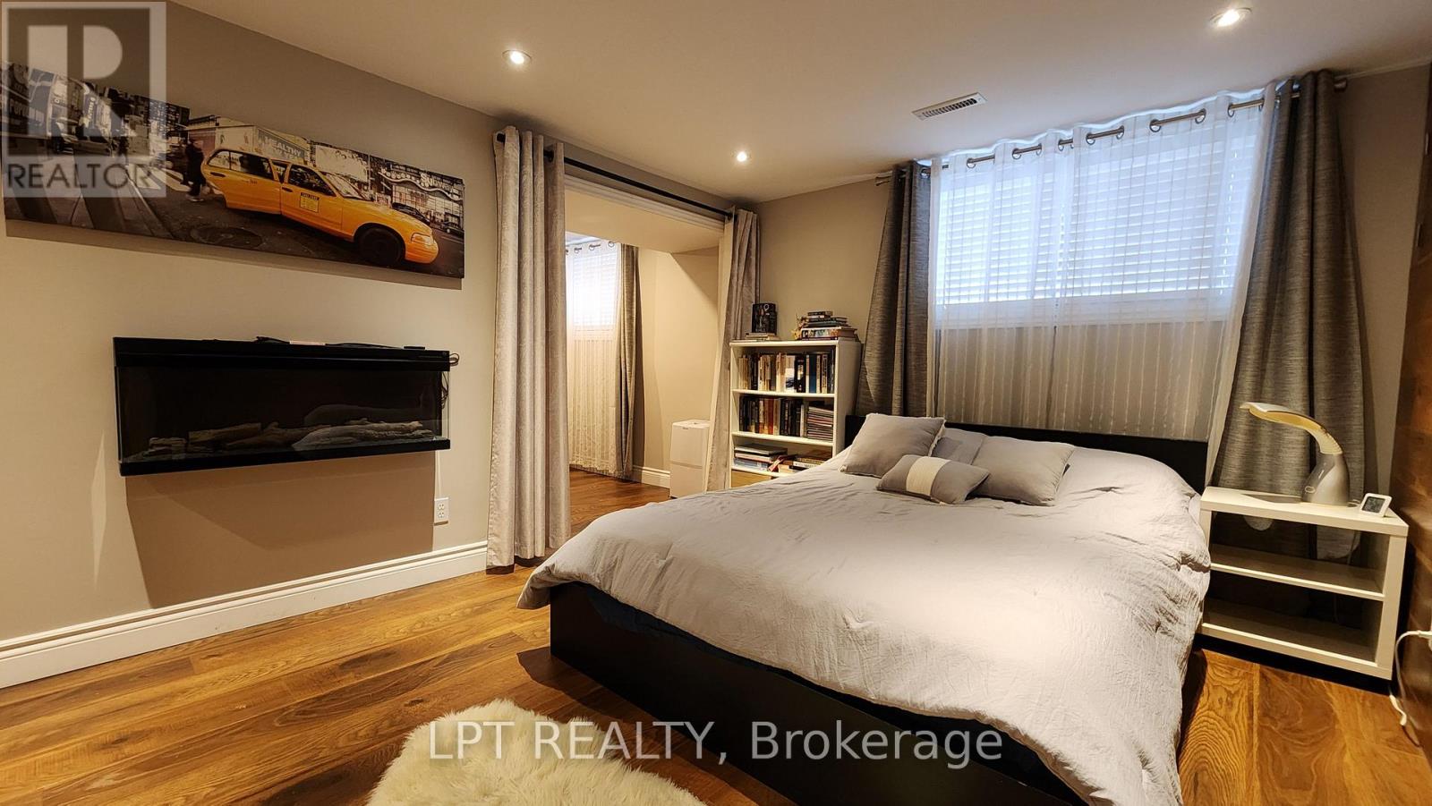 48 Maplehurst Crescent, Barrie, Ontario  L4M 4X2 - Photo 35 - S12574982