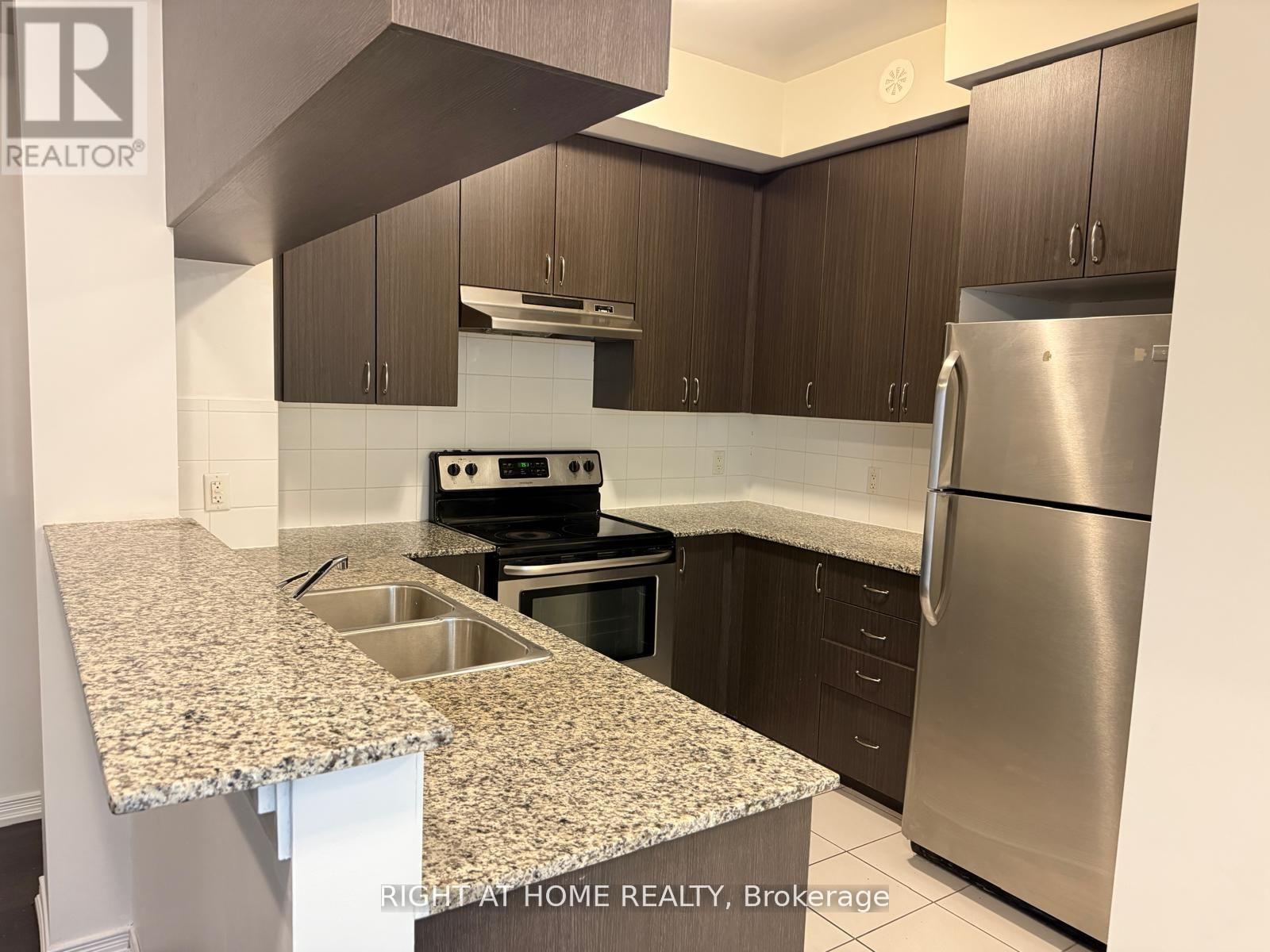 309 - 50 Sky Harbour Drive, Brampton, Ontario  L6Y 6B8 - Photo 10 - W12659928