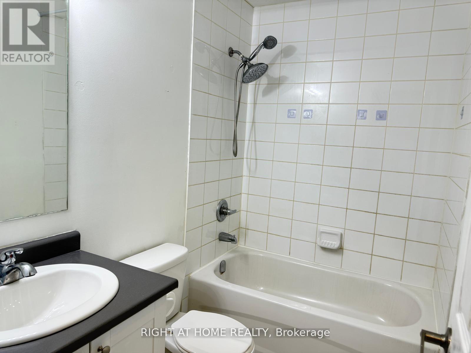 309 - 50 Sky Harbour Drive, Brampton, Ontario  L6Y 6B8 - Photo 21 - W12659928