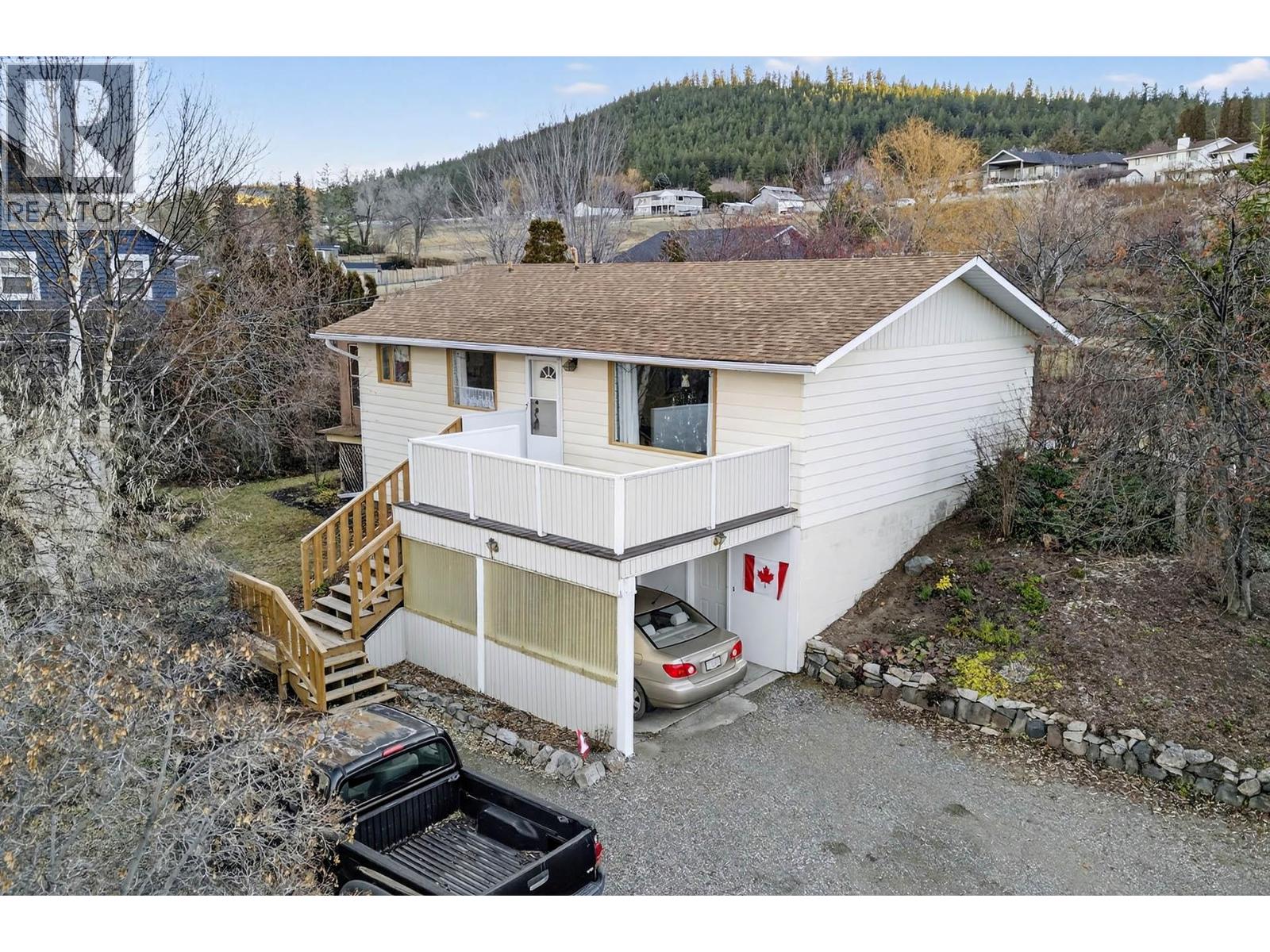6105 Meadowland Crescent N, Kamloops, British Columbia  V2C 5J1 - Photo 5 - 10371456
