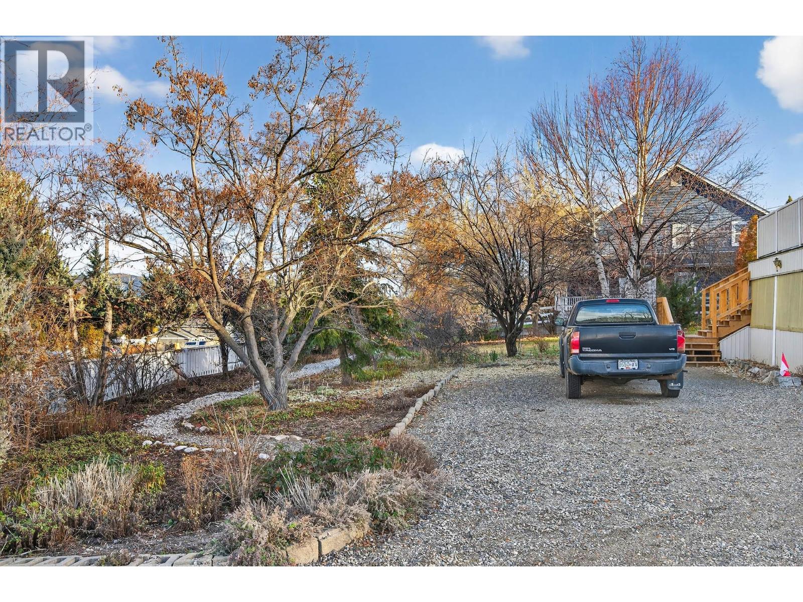 6105 Meadowland Crescent N, Kamloops, British Columbia  V2C 5J1 - Photo 11 - 10371456