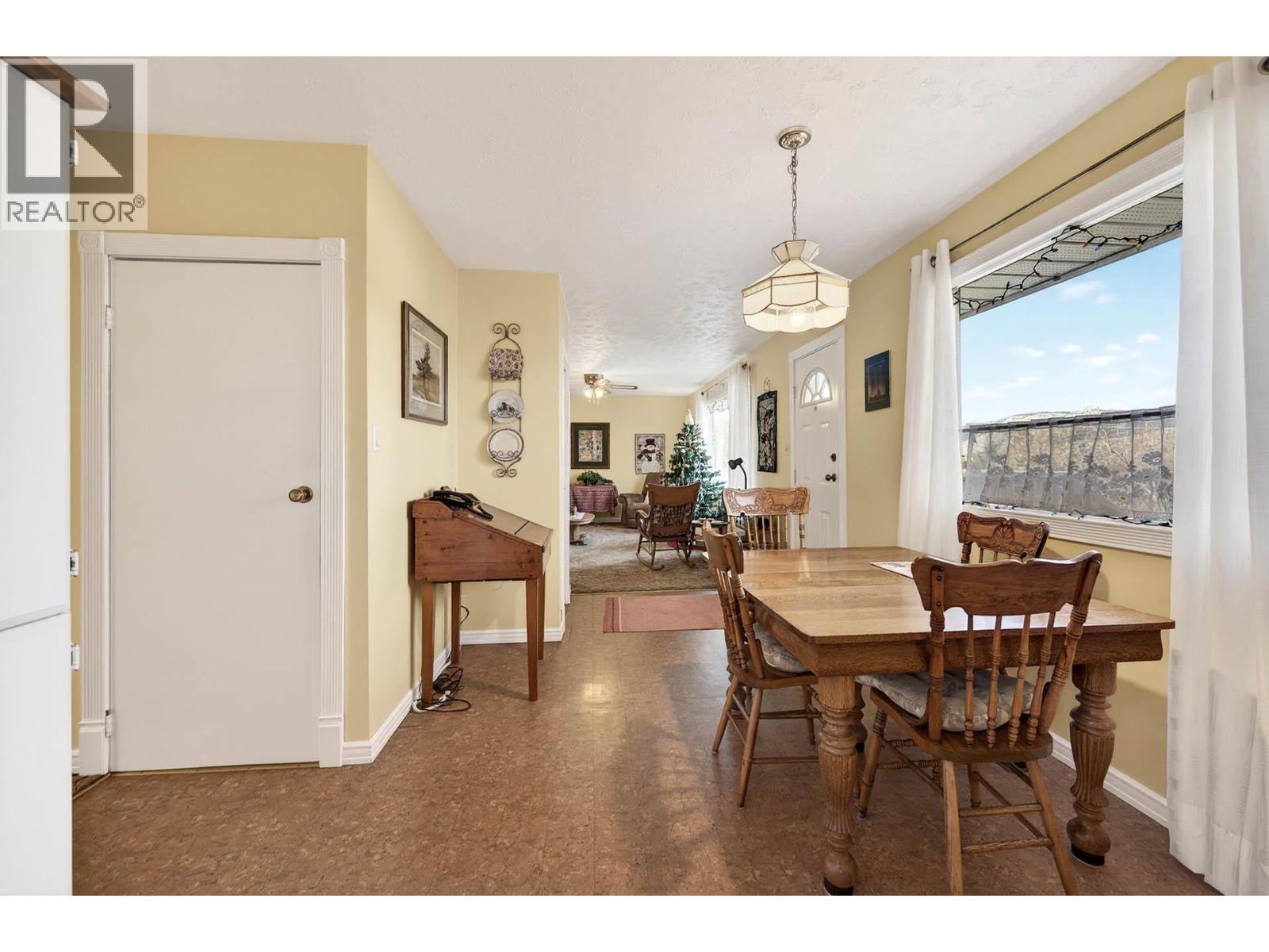 6105 Meadowland Crescent N, Kamloops, British Columbia  V2C 5J1 - Photo 24 - 10371456