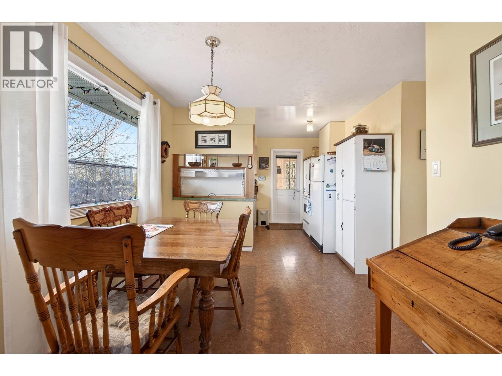 6105 Meadowland Crescent N, Kamloops, British Columbia  V2C 5J1 - Photo 23 - 10371456