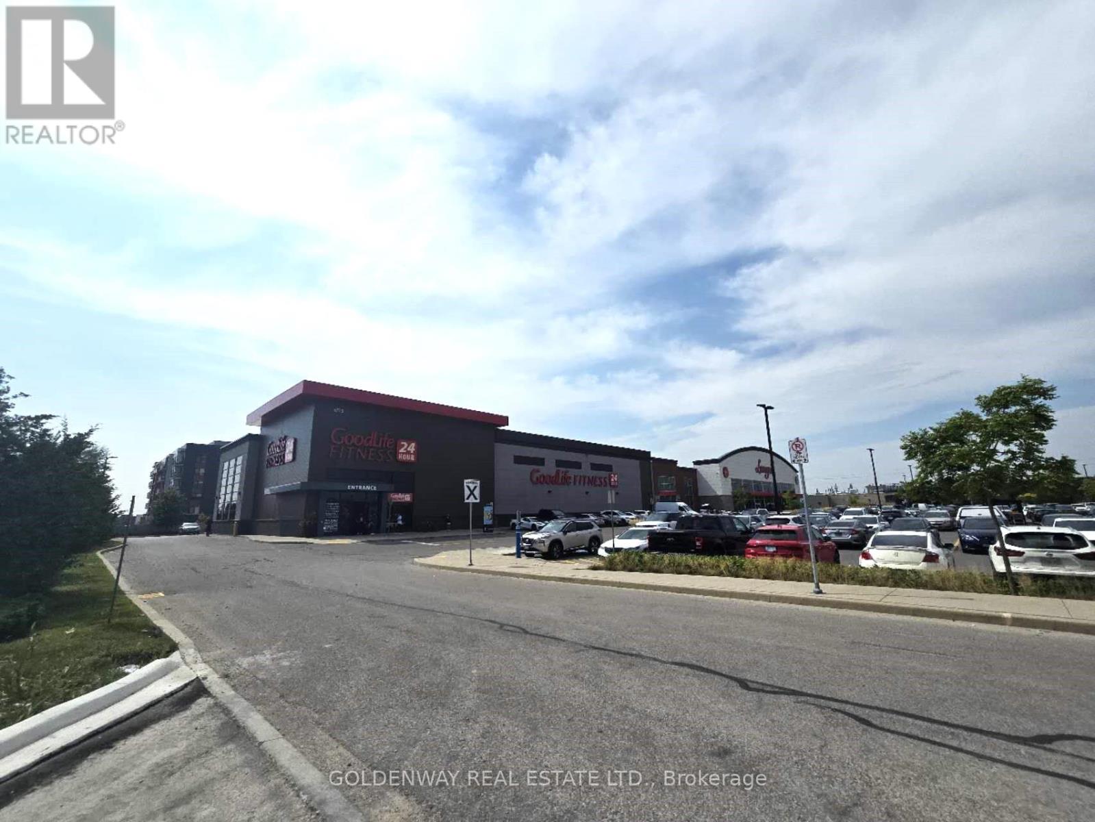 20 Clipper Crescent, Whitchurch-Stouffville, Ontario  L4A 4X7 - Photo 2 - N12659942