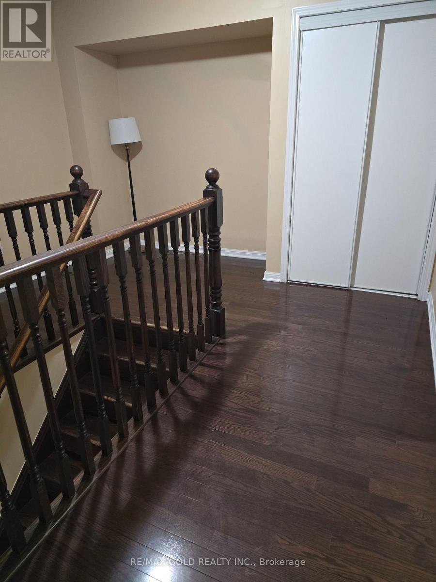 4 Bevington Road, Brampton, Ontario  L7A 0R9 - Photo 8 - W12659948