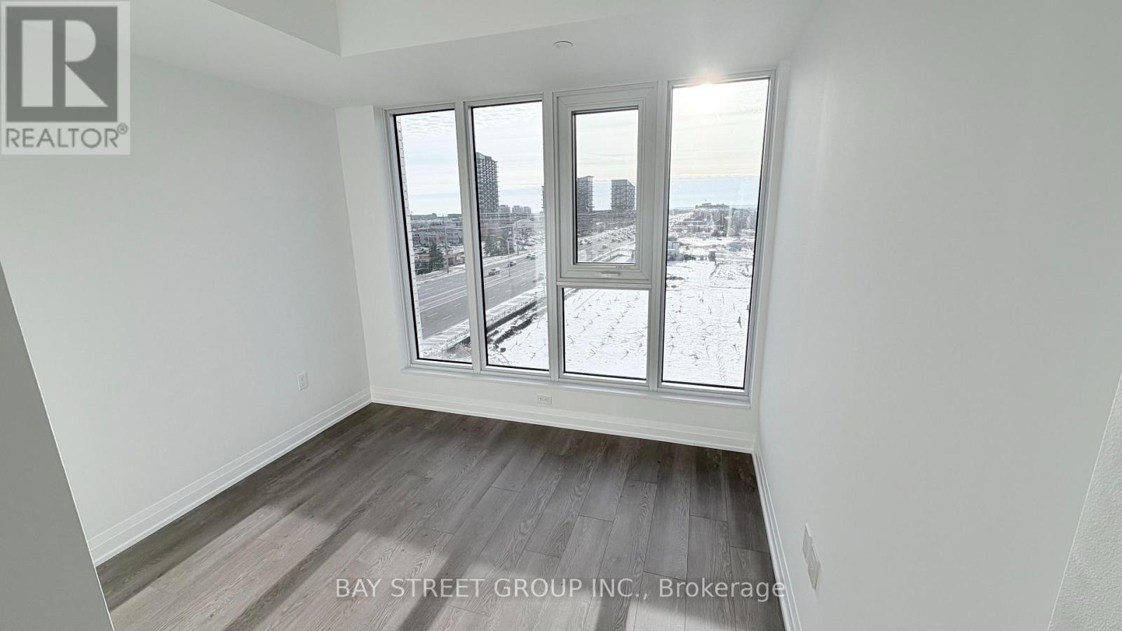 617 - 412 Silver Maple Road, Oakville, Ontario  L6H 6Z9 - Photo 13 - W12611544