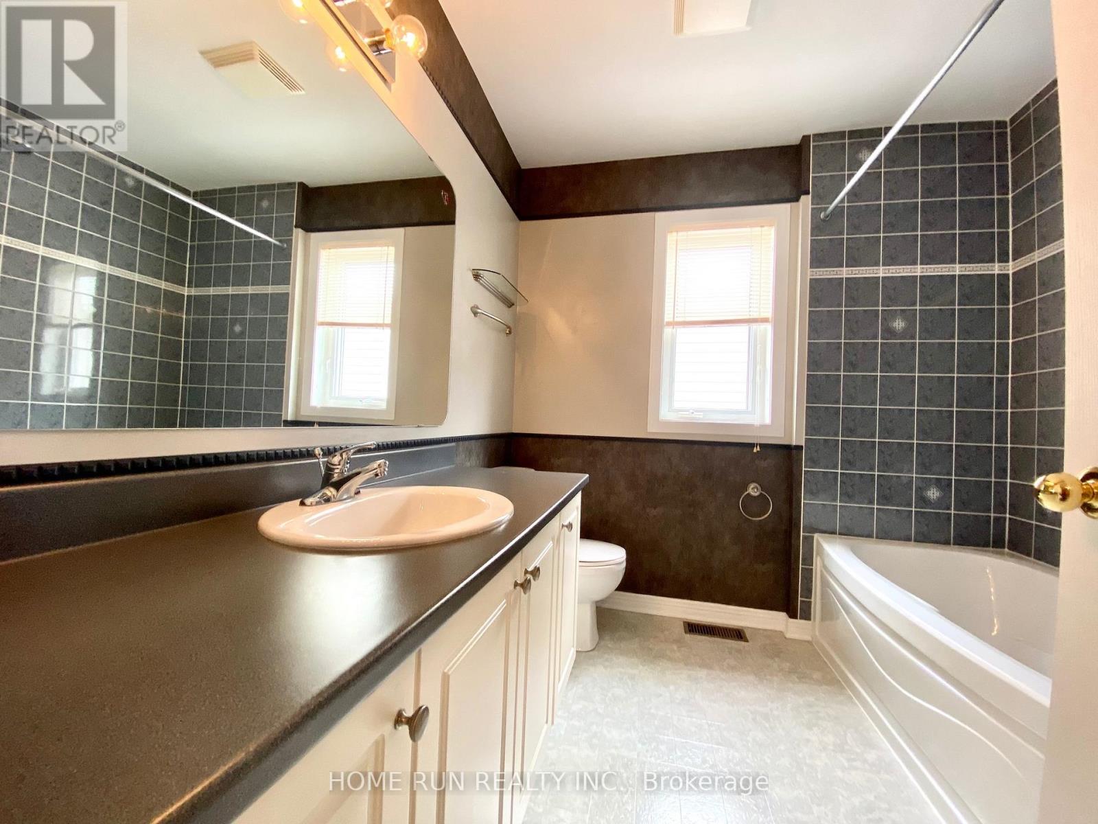 684 Wild Shore Crescent, Ottawa, Ontario  K1V 1Y1 - Photo 13 - X12659964