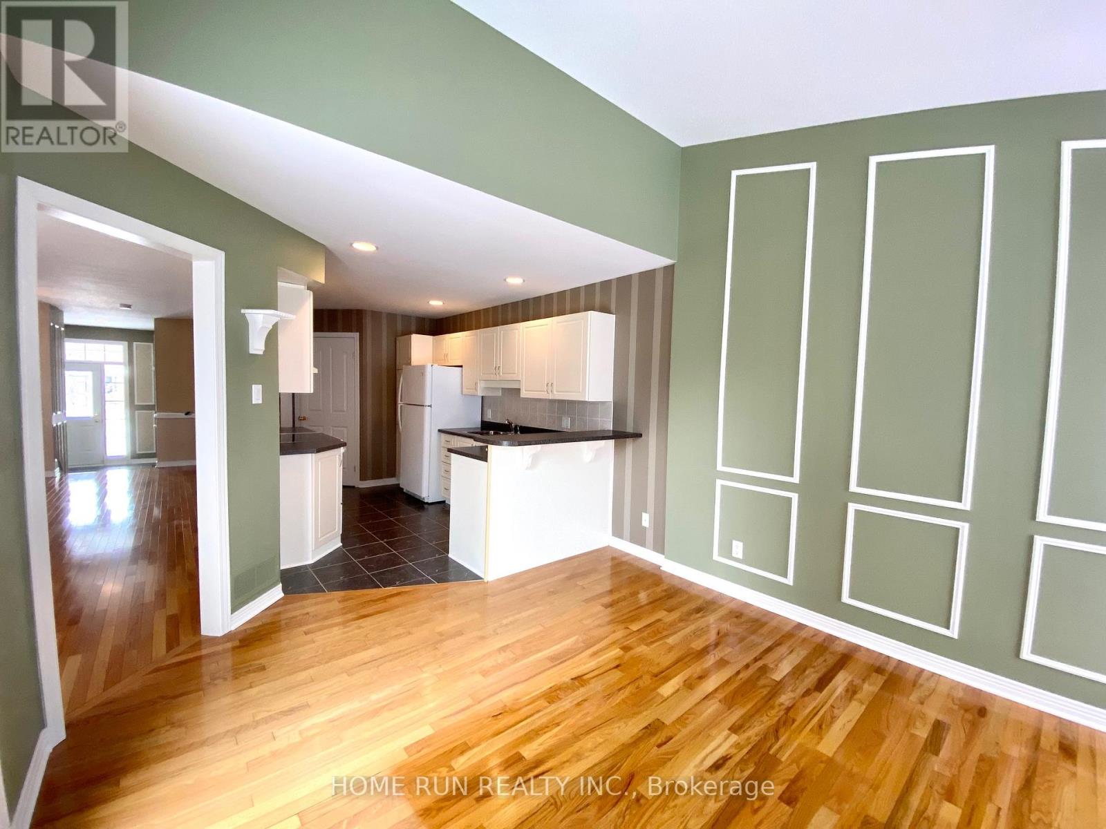 684 Wild Shore Crescent, Ottawa, Ontario  K1V 1Y1 - Photo 5 - X12659964