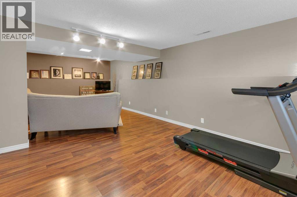 724 Mapleton Drive Se, Calgary, Alberta  T2J 1S2 - Photo 17 - A2271340