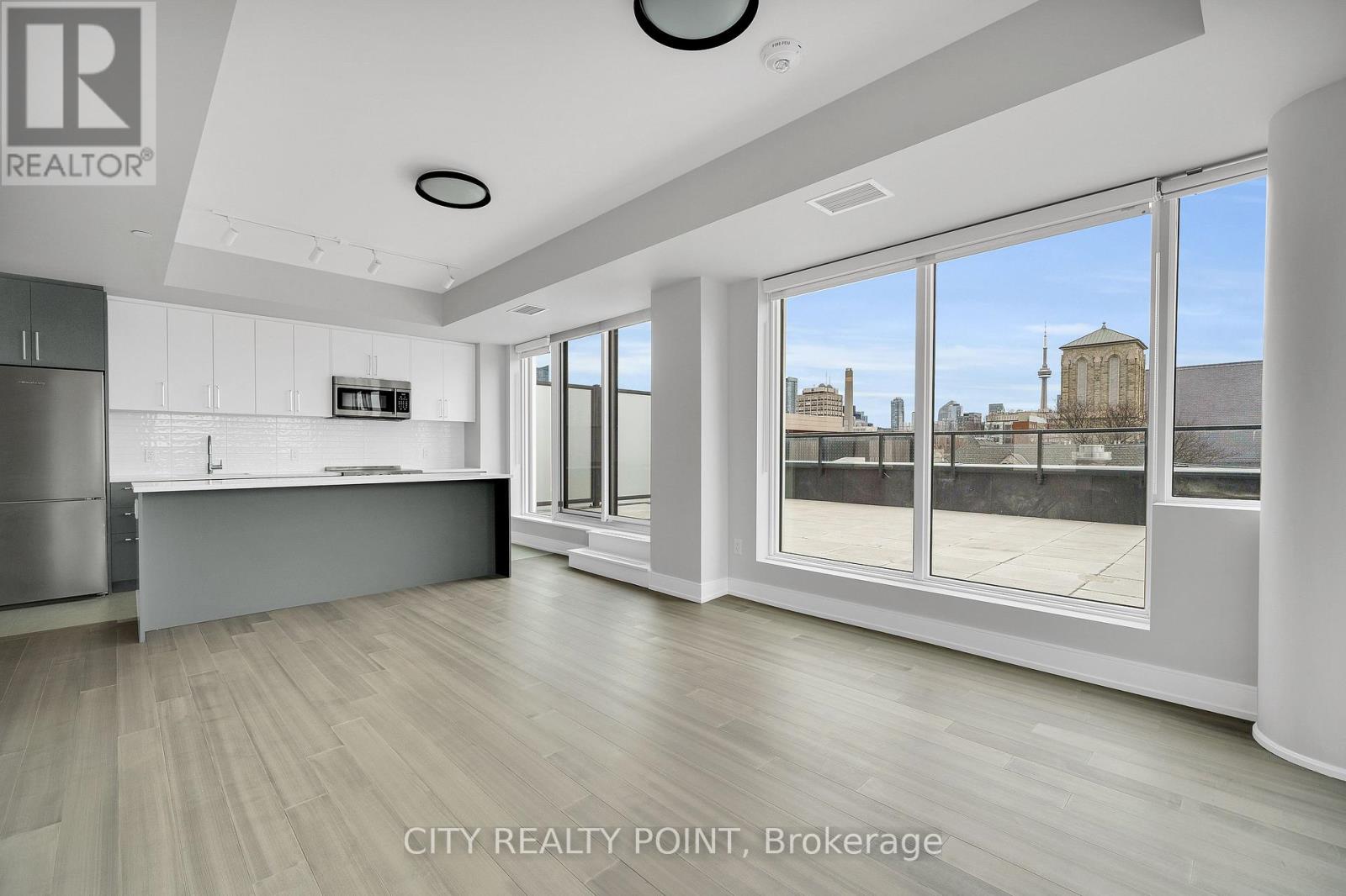 411 - 664 Spadina Avenue, Toronto, Ontario  M5S 2H7 - Photo 1 - C12659962