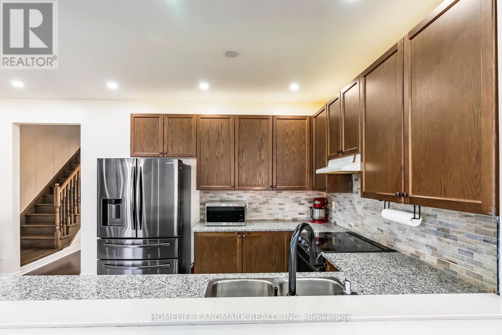 564 Bessborough Drive, Milton, Ontario  L9T 7V2 - Photo 16 - W12659958