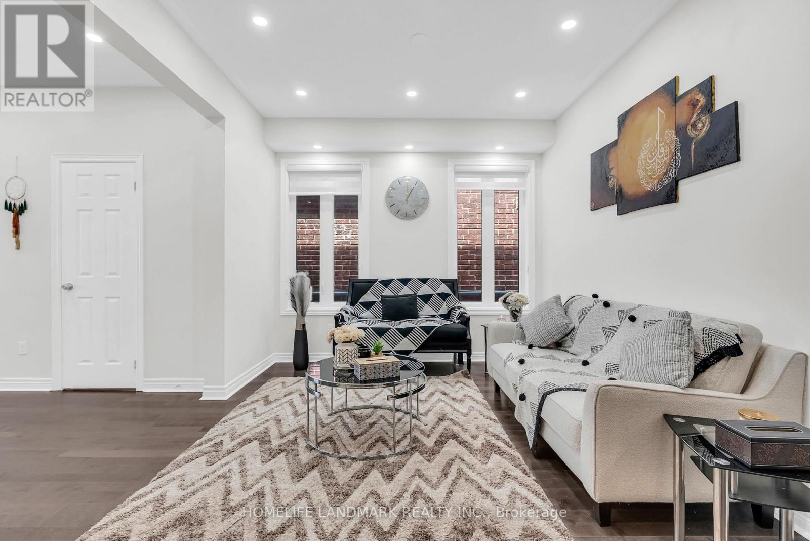 564 Bessborough Drive, Milton, Ontario  L9T 7V2 - Photo 9 - W12659958