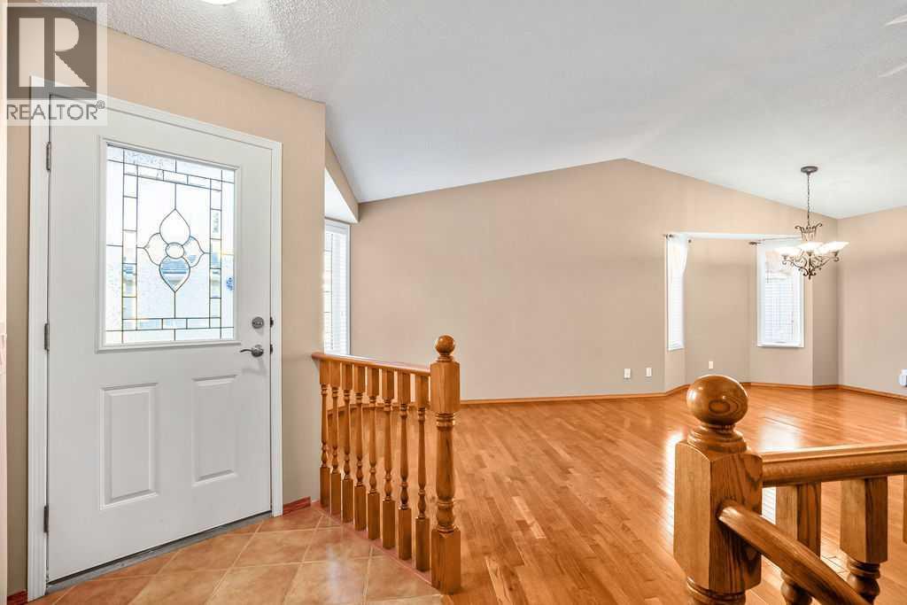 604 Riverside Drive Nw, High River, Alberta  T1V 1S8 - Photo 4 - A2271004