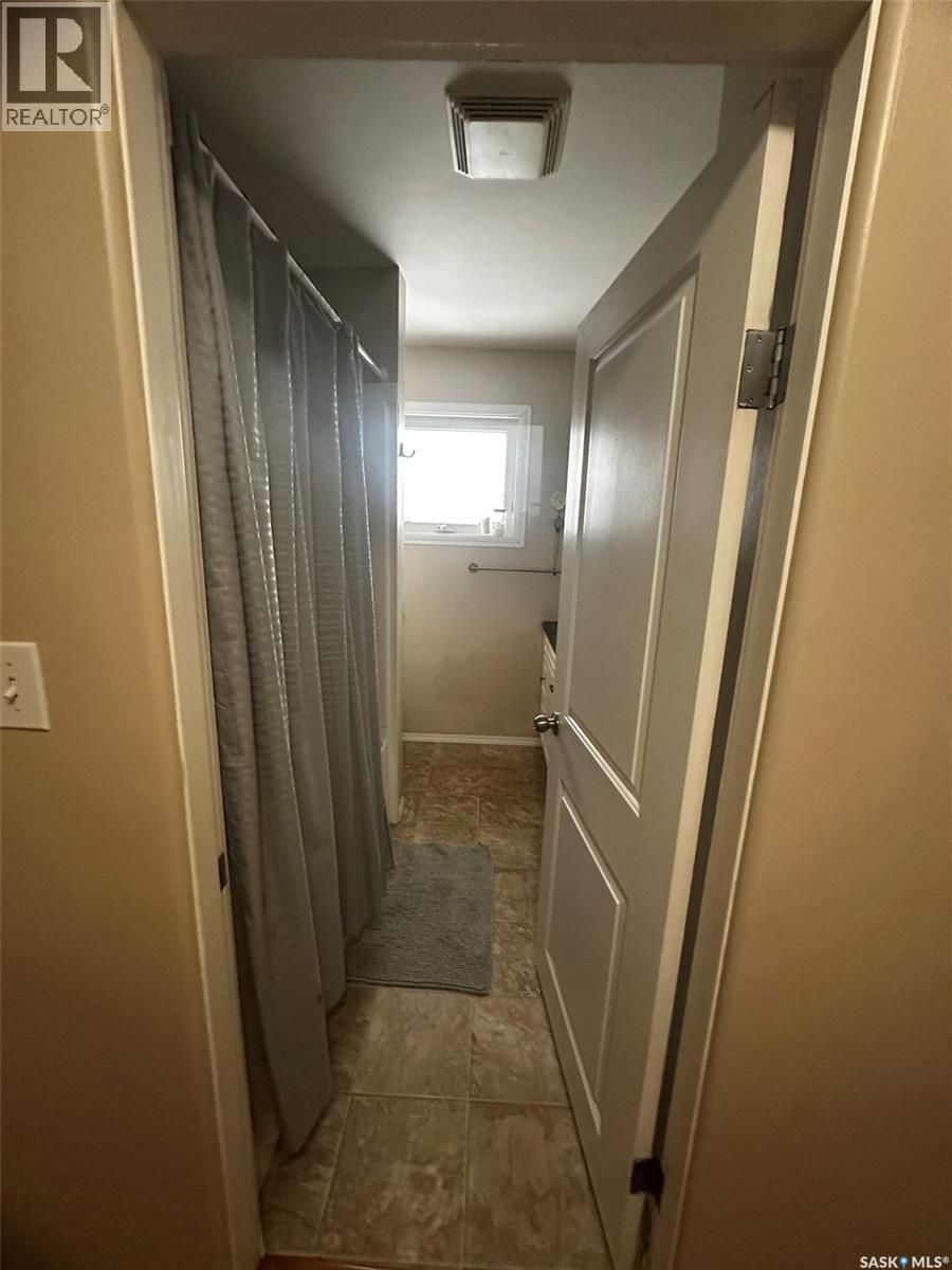 329 Sixth Street Ne, Wadena, Saskatchewan  S0A 4J0 - Photo 19 - SK026037