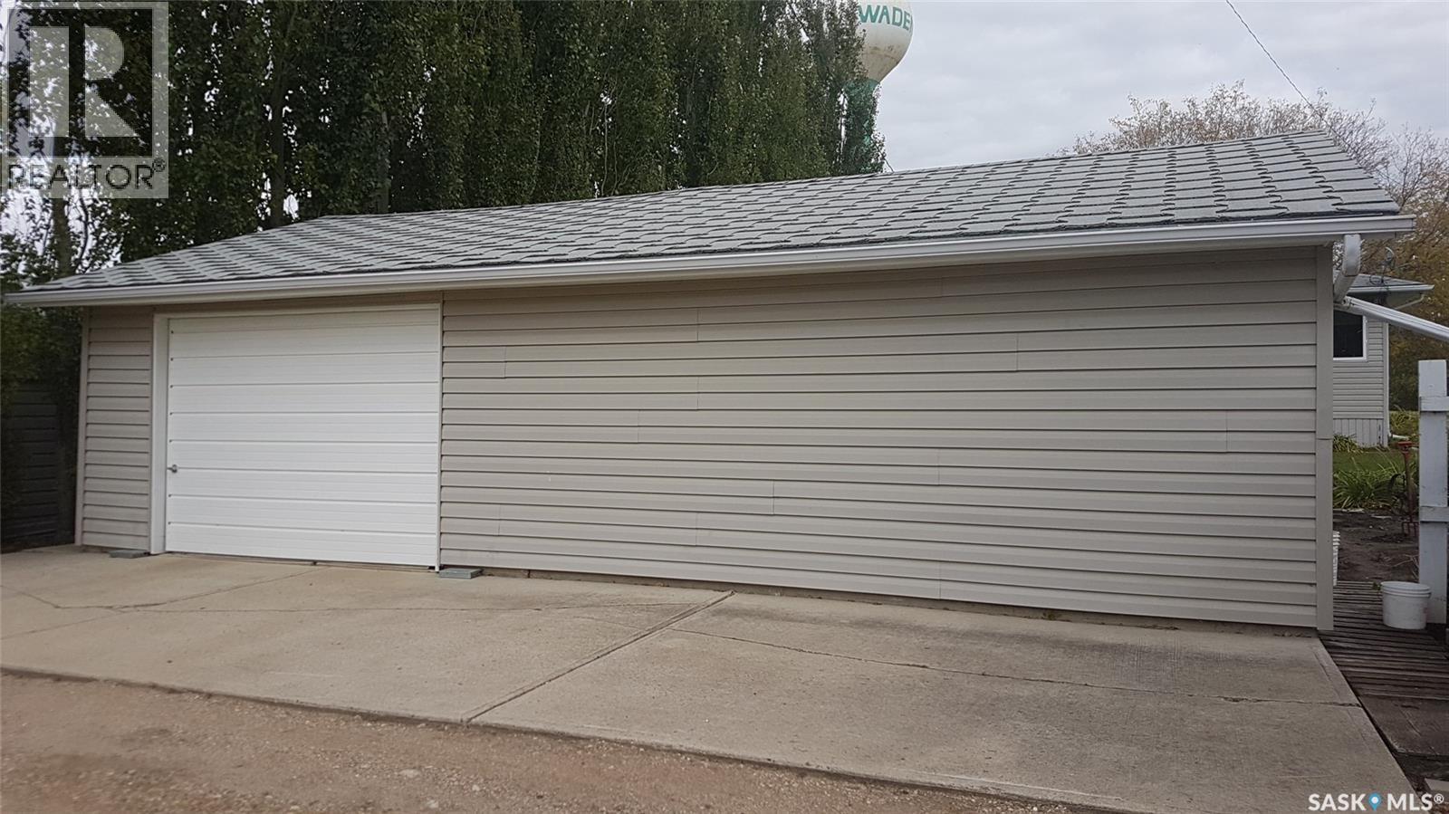 329 Sixth Street Ne, Wadena, Saskatchewan  S0A 4J0 - Photo 27 - SK026037