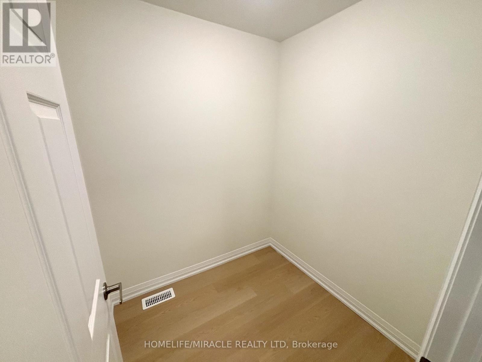 93 Marche Drive, Haldimand, Ontario  N3W 0K2 - Photo 26 - X12658884