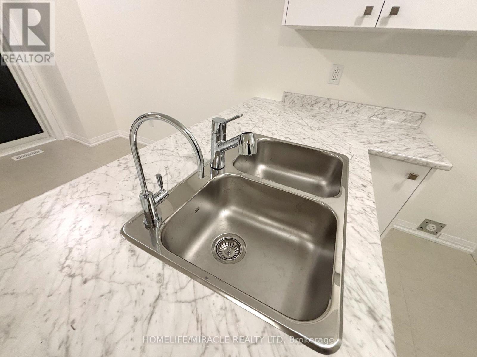 93 Marche Drive, Haldimand, Ontario  N3W 0K2 - Photo 11 - X12658884