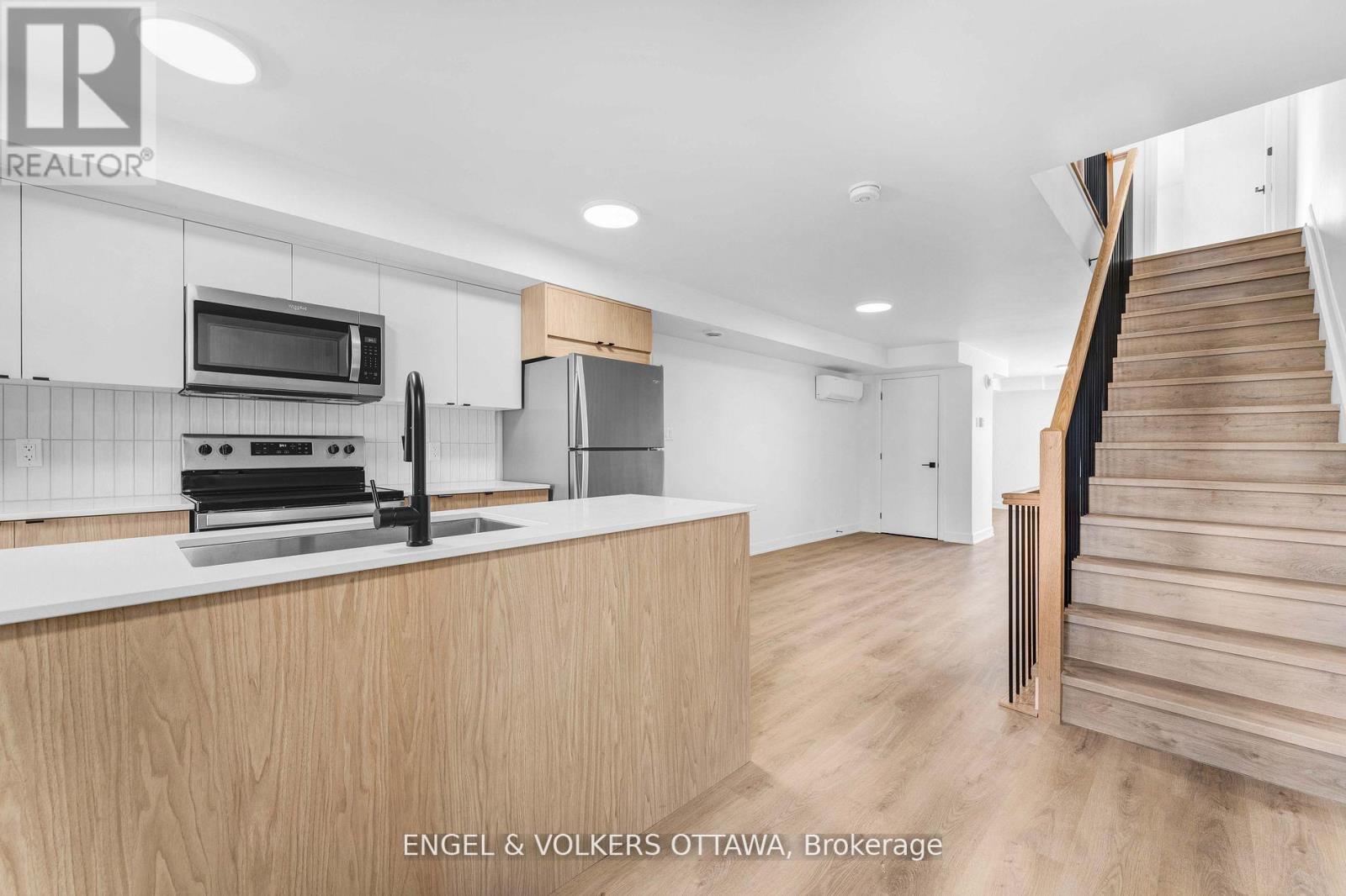 3 - 6a Monk Street, Ottawa, Ontario  K1S 3Y5 - Photo 8 - X12659974