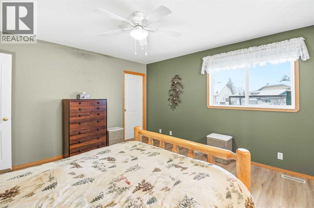 109 Kingston Drive, Red Deer, Alberta  T4P 3S4 - Photo 12 - A2276546