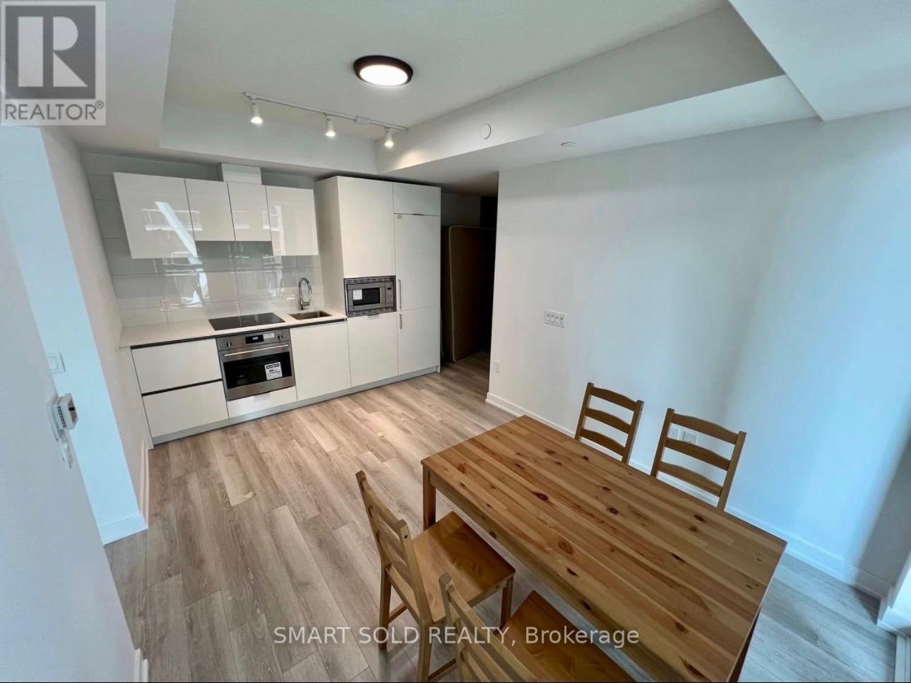 1706 - 238 Simcoe Street, Toronto, Ontario  M5T 0E2 - Photo 3 - C12659982