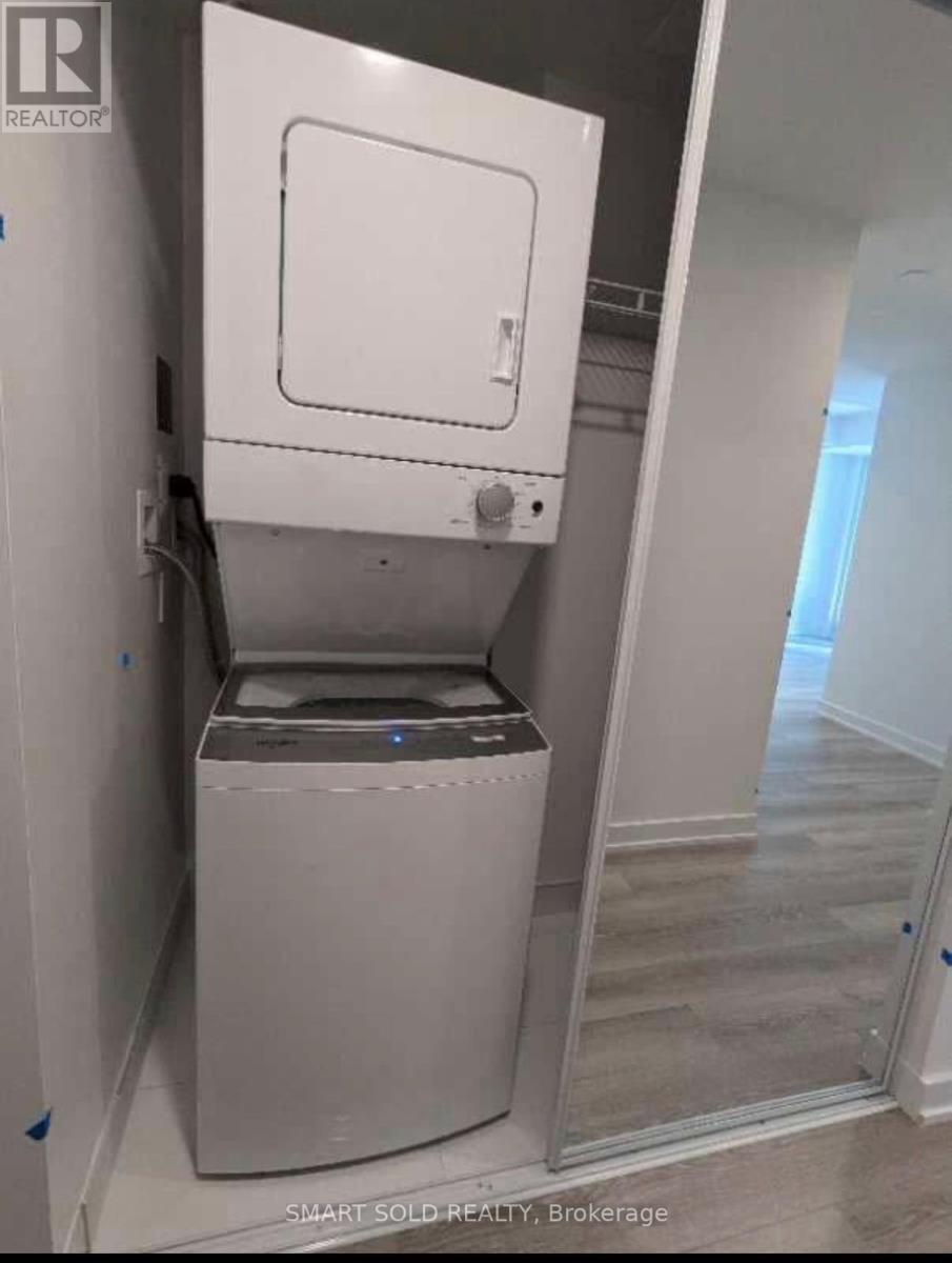 1706 - 238 Simcoe Street, Toronto, Ontario  M5T 0E2 - Photo 6 - C12659982