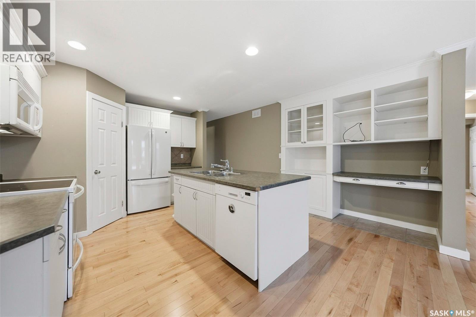 443 Blackburn Terrace, Saskatoon, Saskatchewan  S7V 1E8 - Photo 8 - SK025184