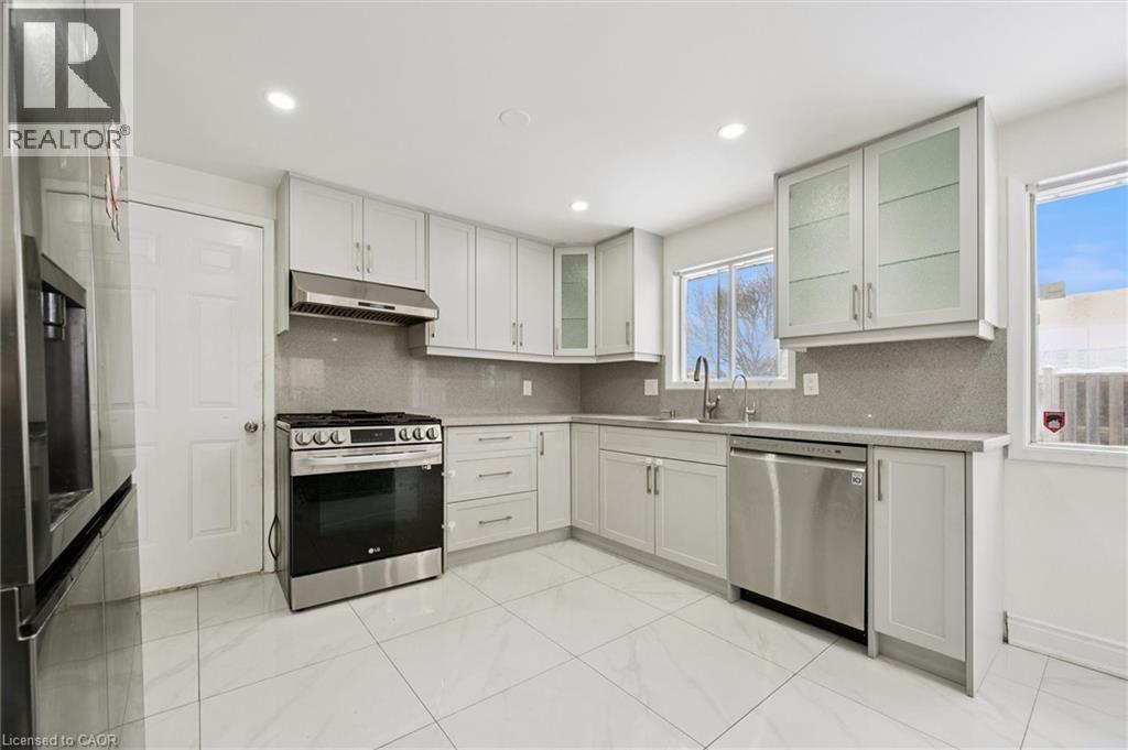 107 Foxridge Drive, Cambridge, Ontario  N3C 3V7 - Photo 17 - 40794316