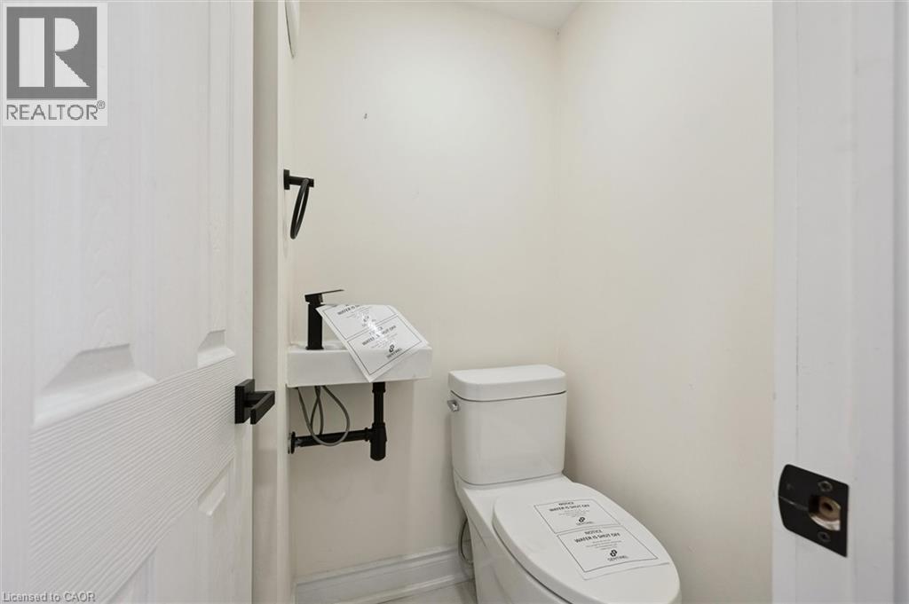 107 Foxridge Drive, Cambridge, Ontario  N3C 3V7 - Photo 8 - 40794316