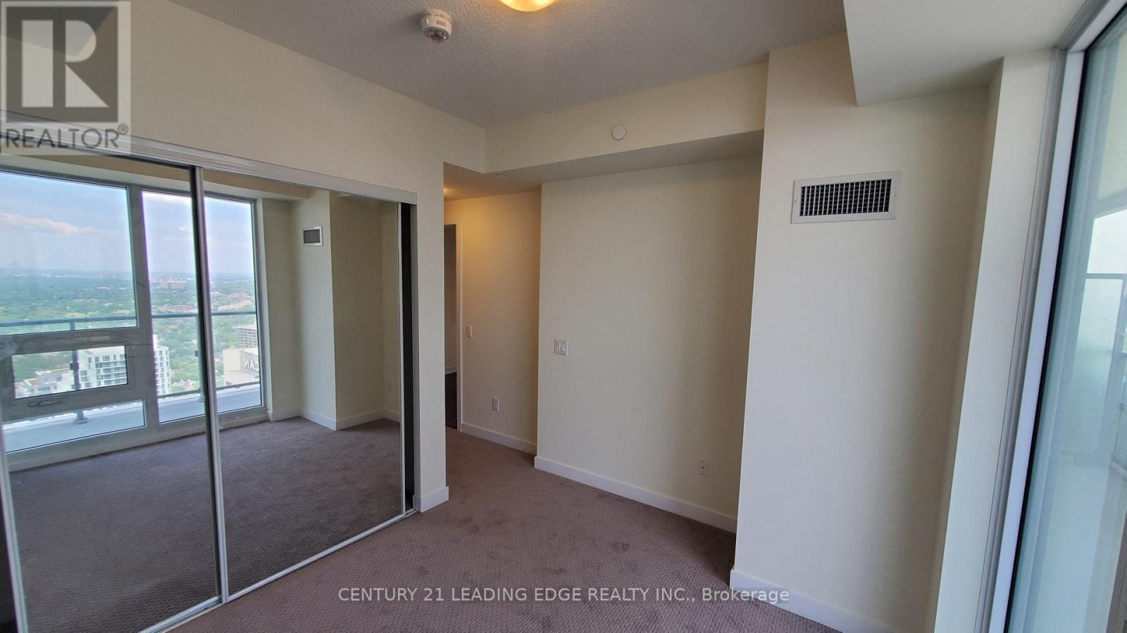 4810 - 2221 Yonge Street, Toronto, Ontario  M4S 0B8 - Photo 2 - C12659992