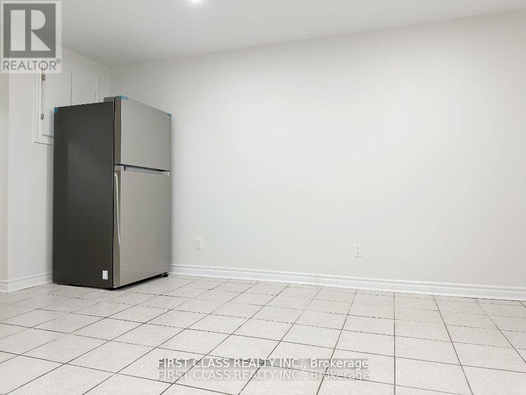 Basement - 338 Rhodes Avenue, Toronto, Ontario  M4L 3A3 - Photo 7 - E12659996