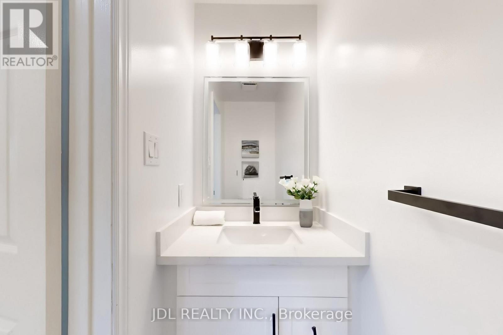 1093 Glenanna Road, Pickering, Ontario  L1V 5B5 - Photo 15 - E12660014