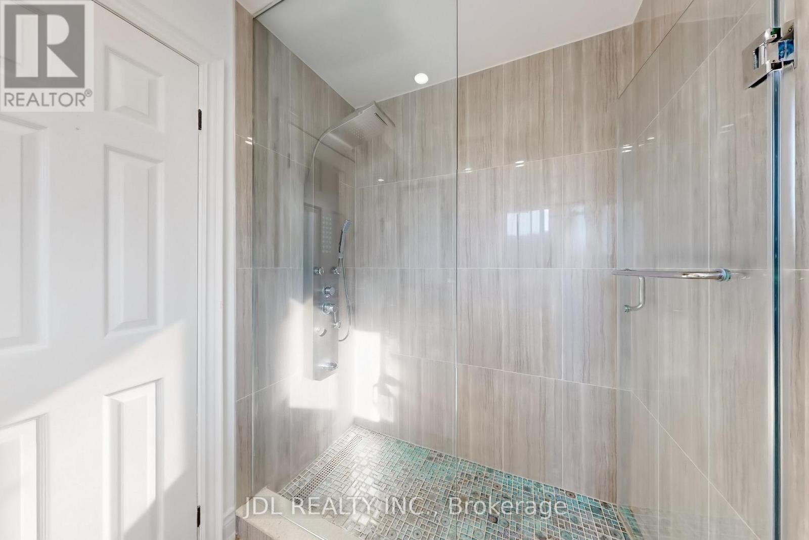 1093 Glenanna Road, Pickering, Ontario  L1V 5B5 - Photo 22 - E12660014