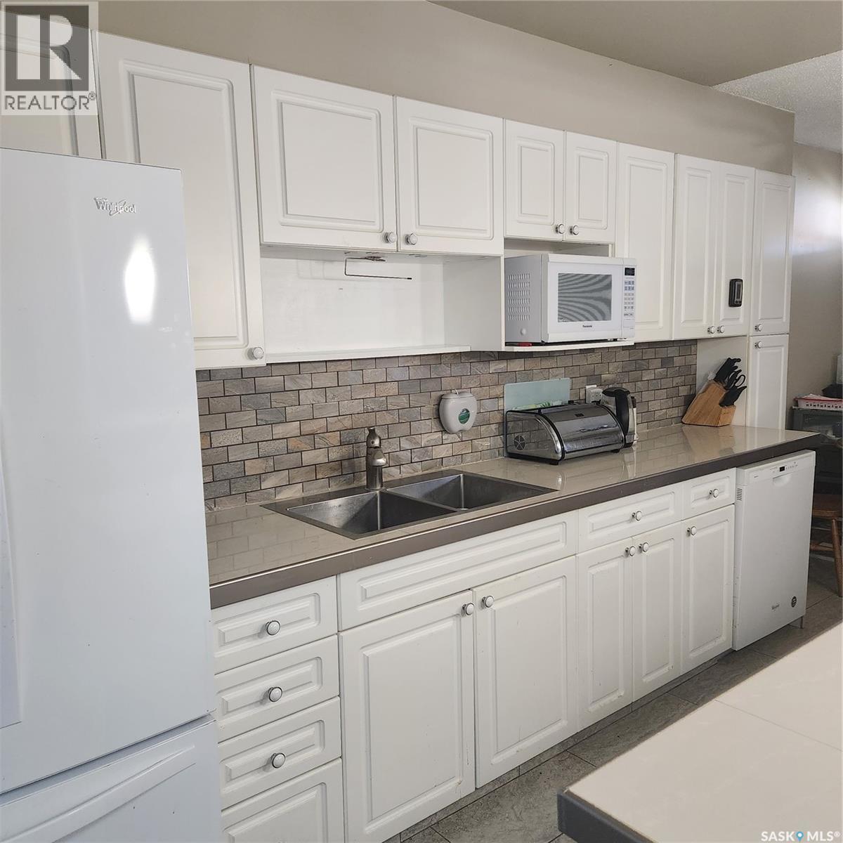 17 1292 Gordon Road, Moose Jaw, Saskatchewan  S6H 3E5 - Photo 5 - SK025992