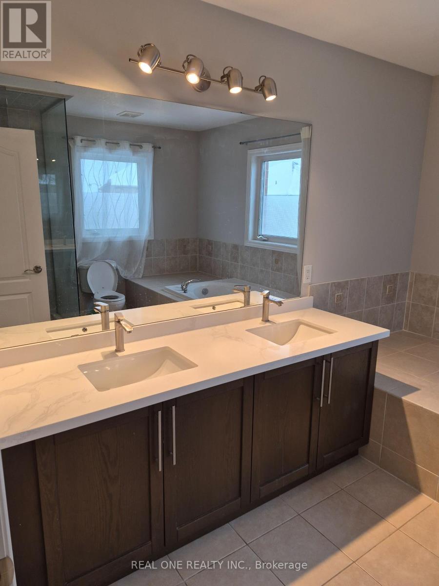 180 Harvest Hills Boulevard, East Gwillimbury, Ontario  L9N 0C1 - Photo 11 - N12659286