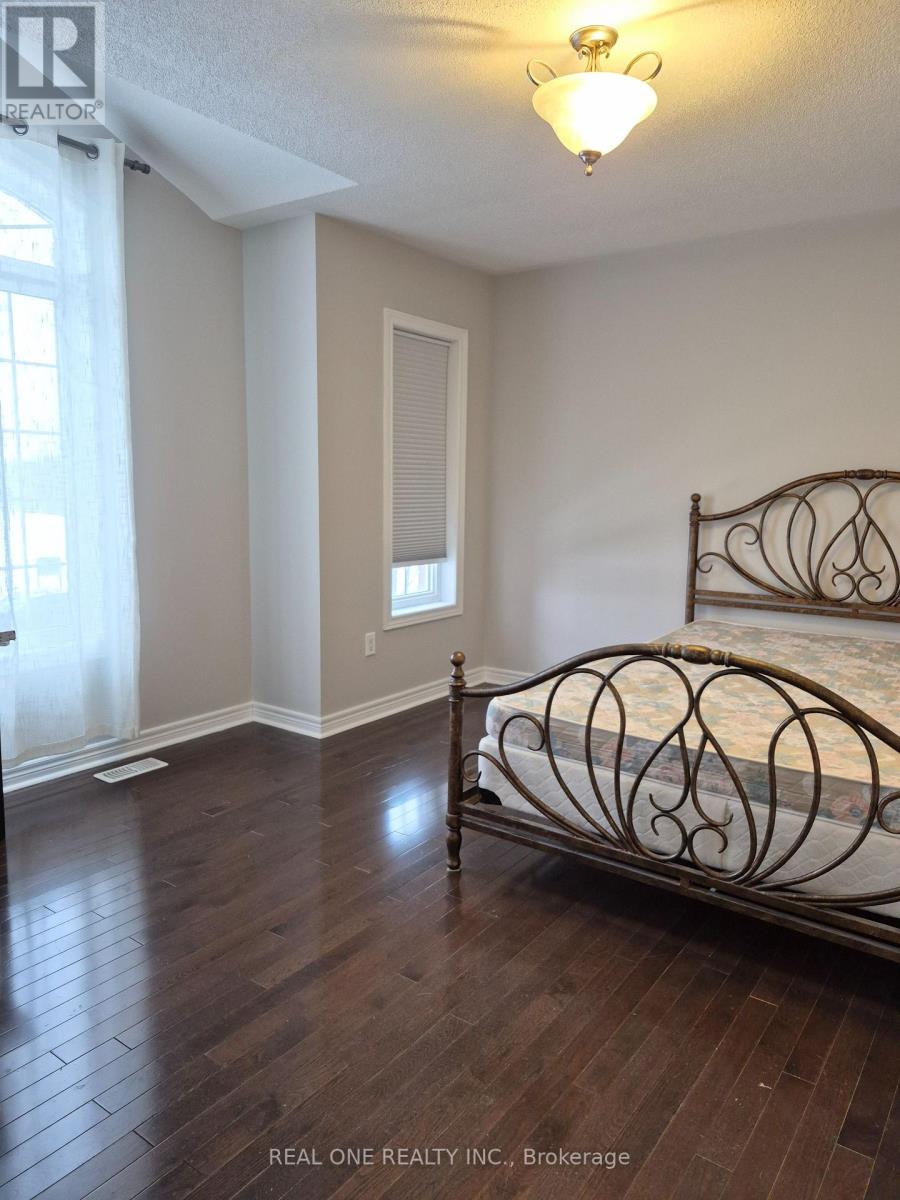 180 Harvest Hills Boulevard, East Gwillimbury, Ontario  L9N 0C1 - Photo 18 - N12659286